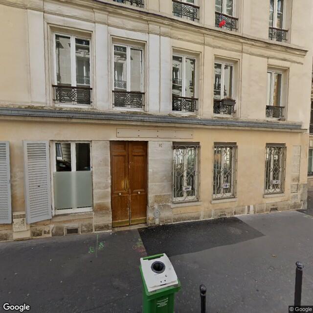 Cave propre et aérée 7m², Paris 17ème, rue