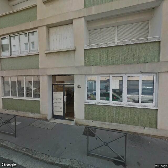 Cave saine et sèche, proche métro République-Villeurbanne