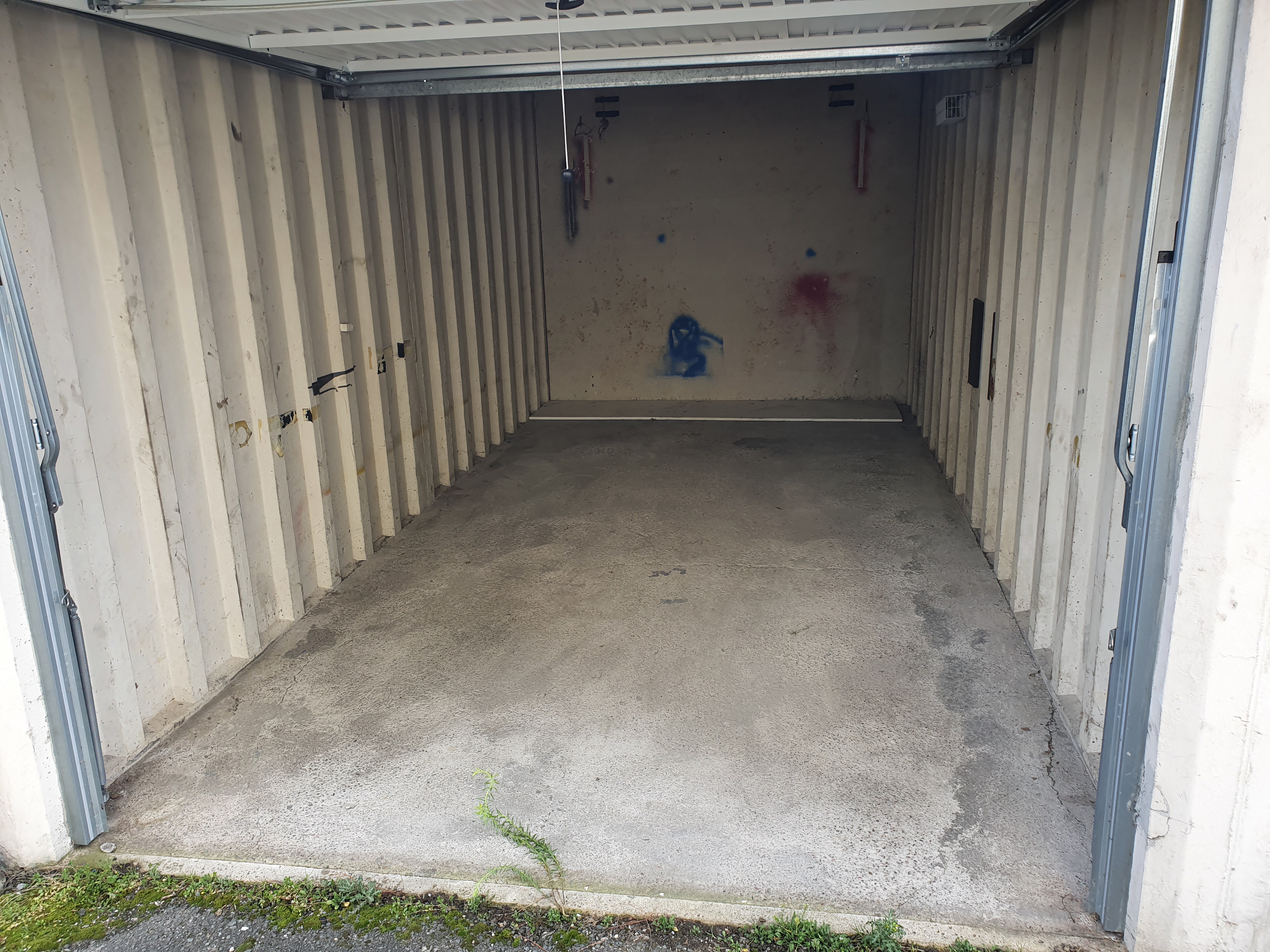 Garage de plain pied à louer