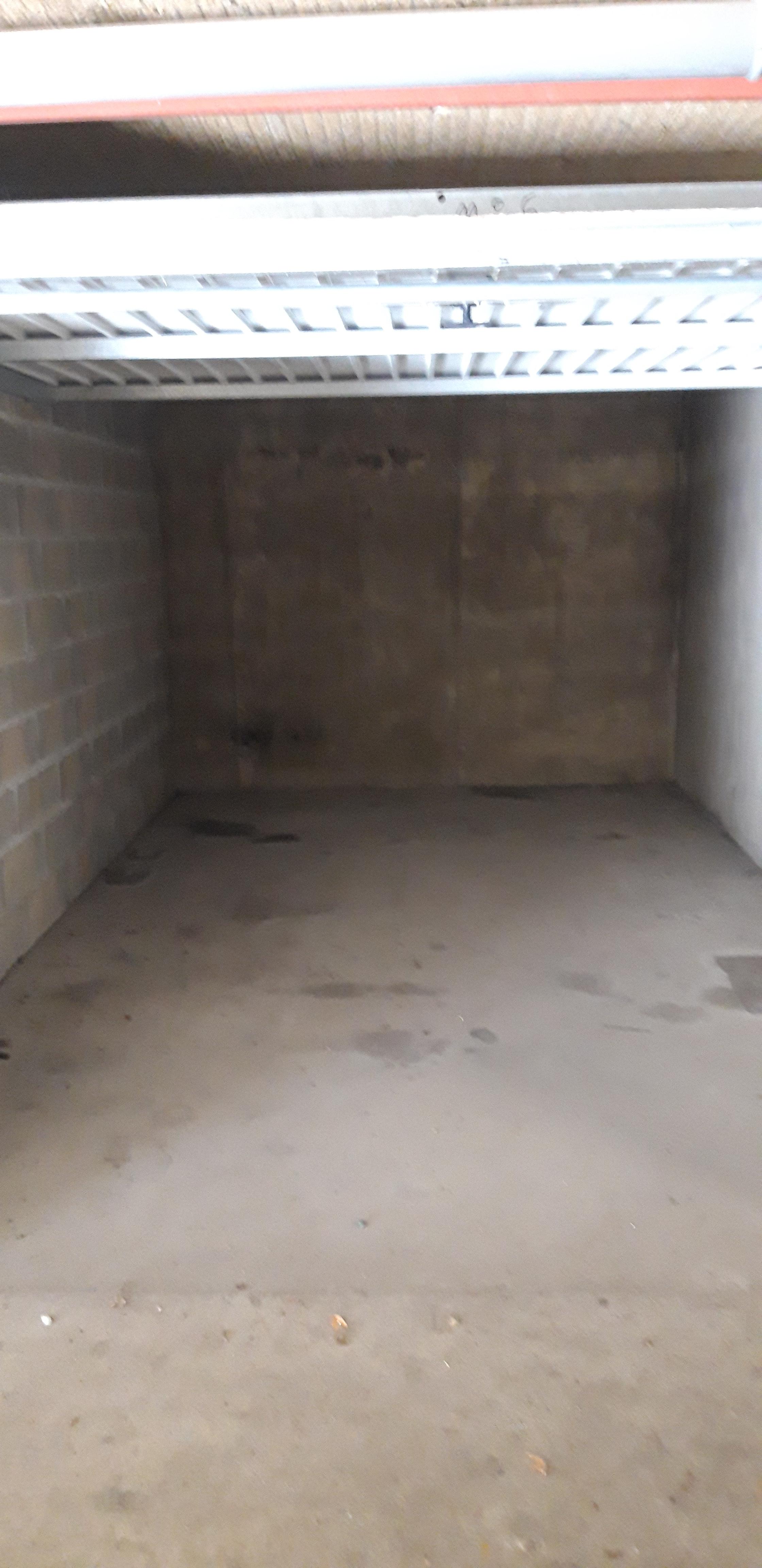 Garage sous-sol sec