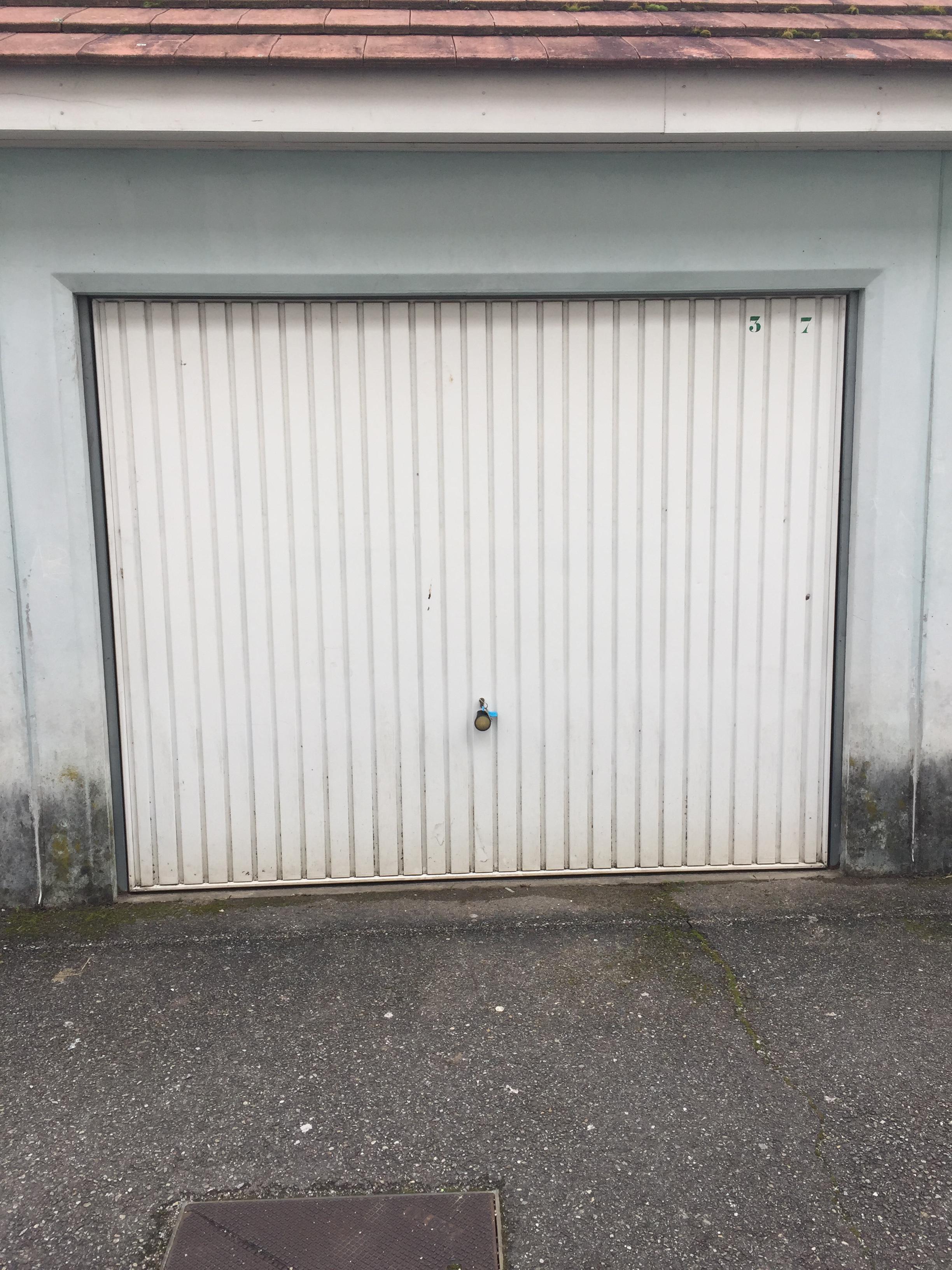 Garage à la location / parking