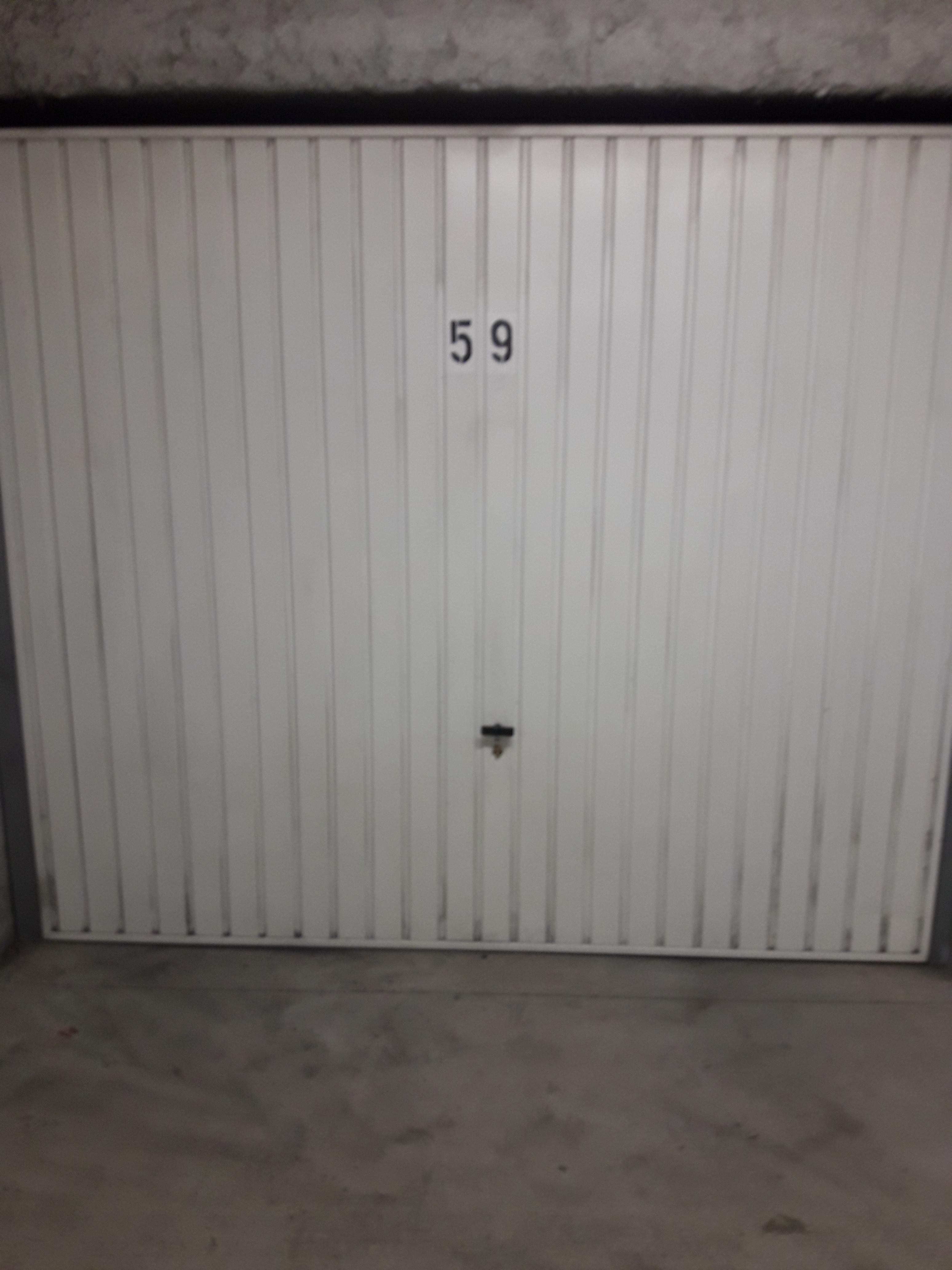 Garage / parking fermé