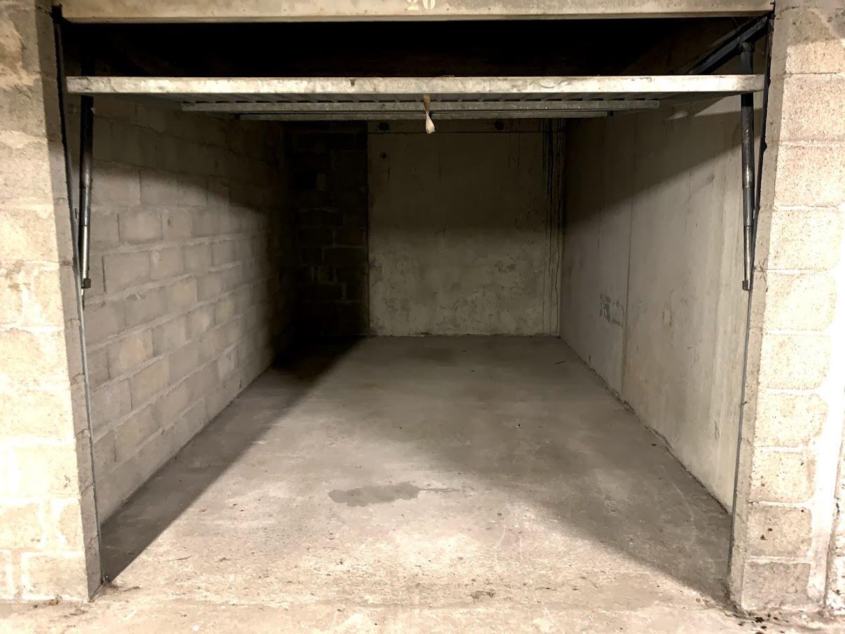 Garage en sous-sol sécurisé à Cholet