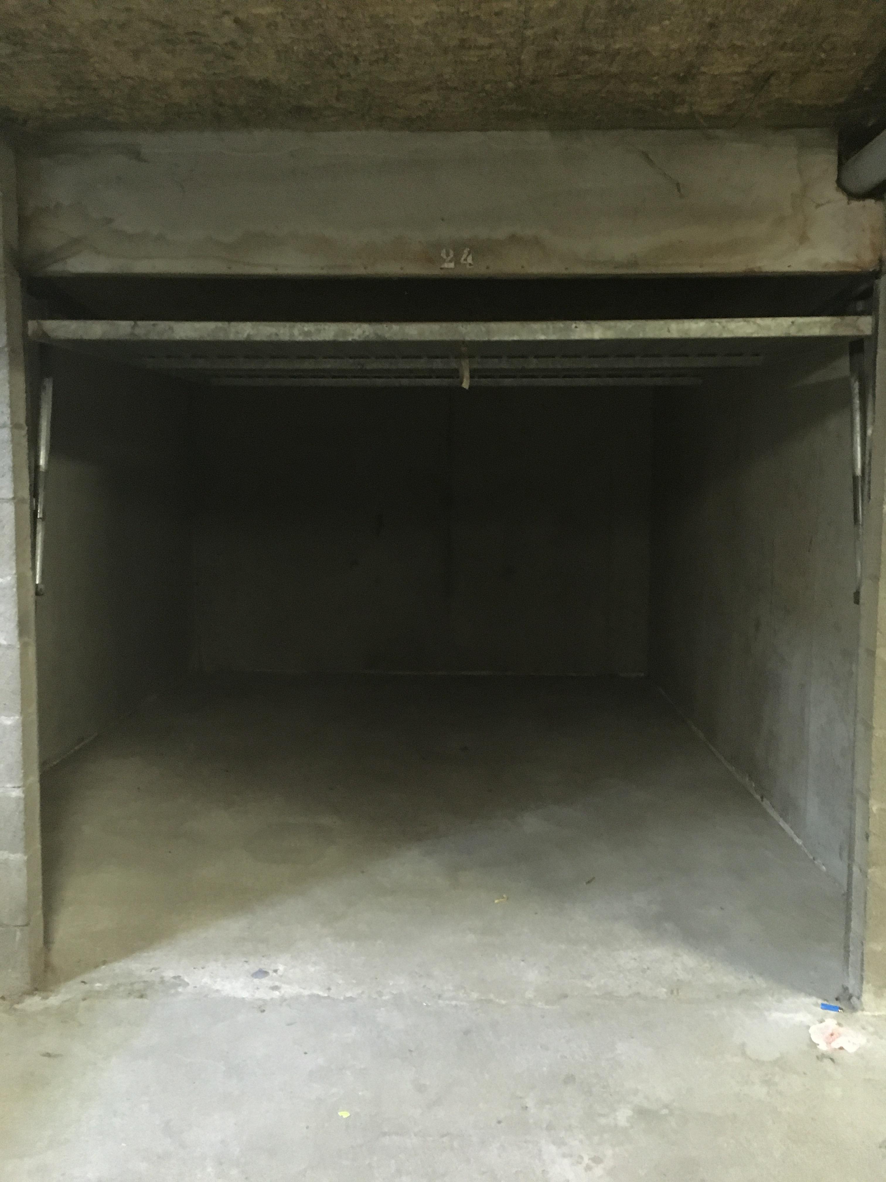 Garage en sous-sol sécurisé à Cholet
