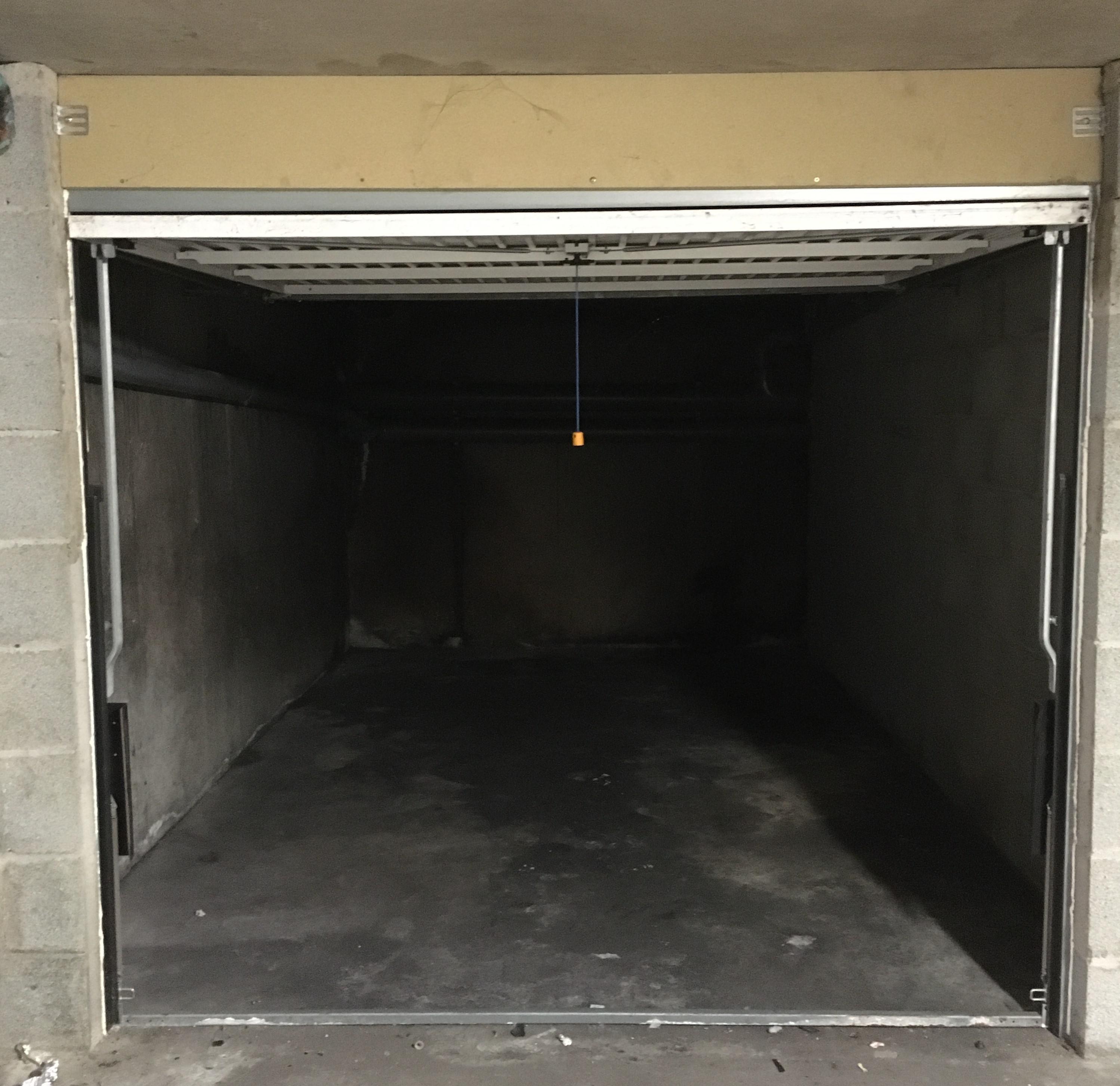 Garage de 13m² à louer Cholet