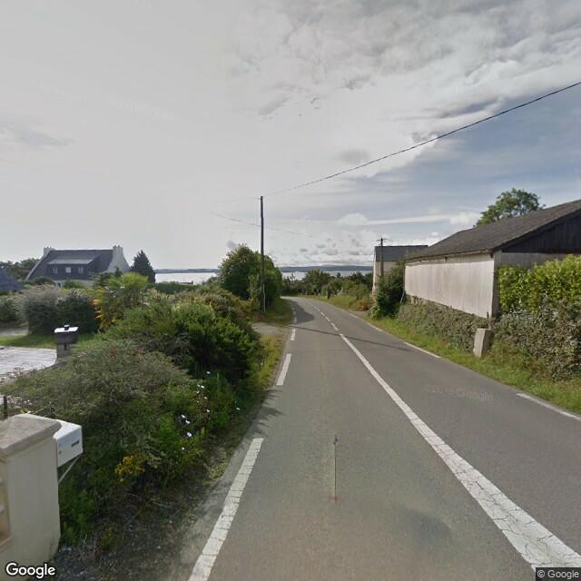 LOCAL DE STOKAGE DE 30 M2 environ  A LOUER