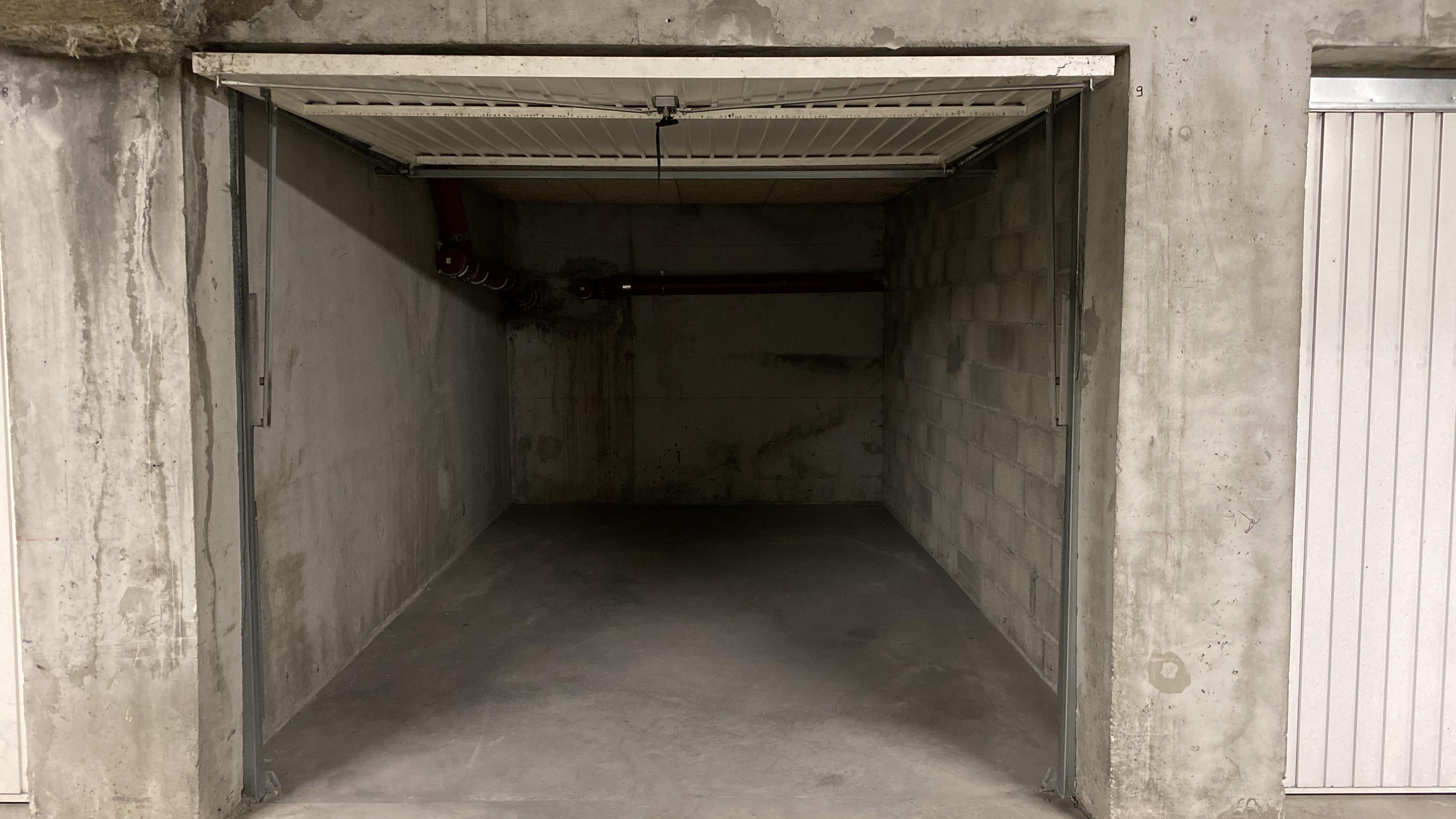 Location garage en sous-sol / Echirolles