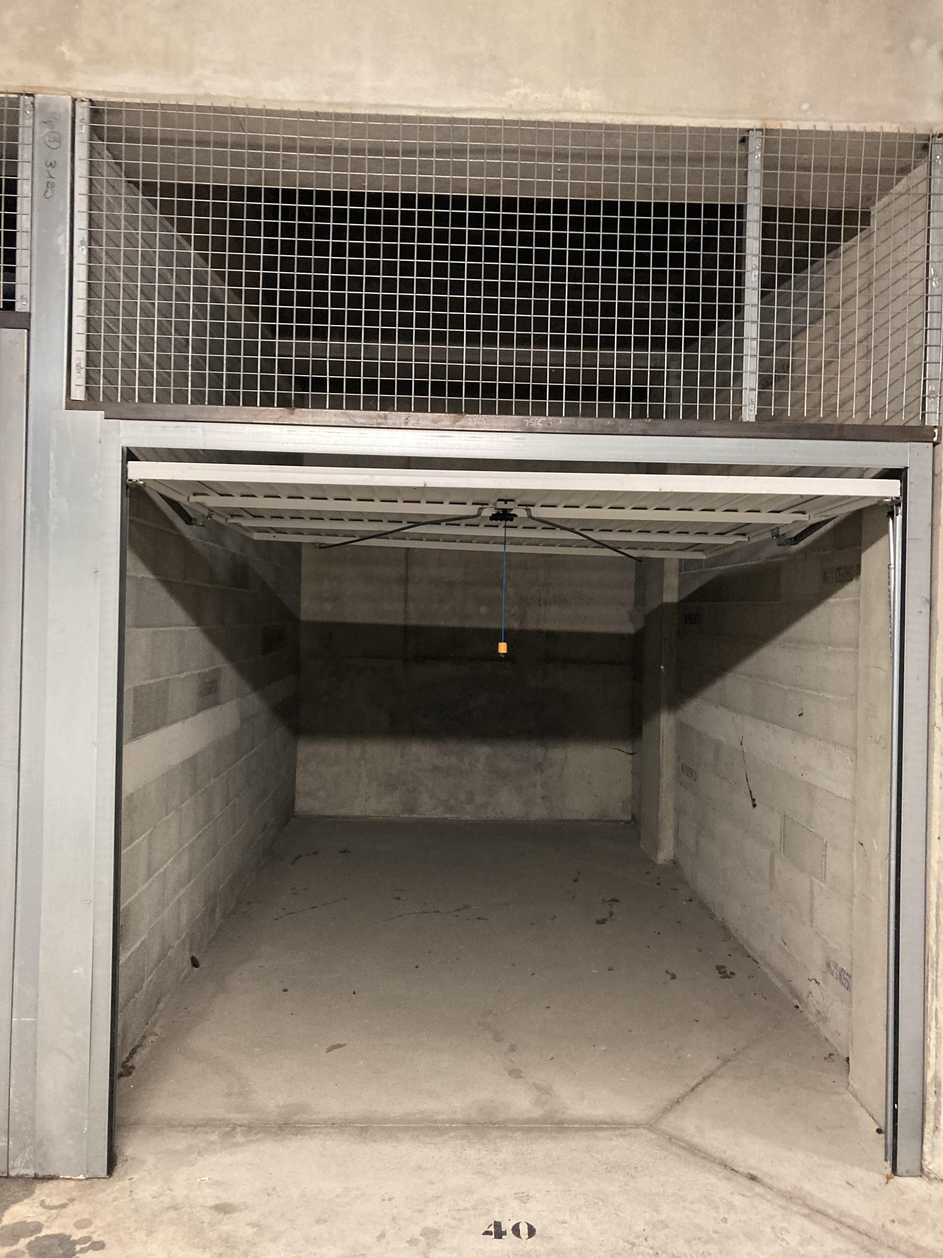 Garage fermé - parking
