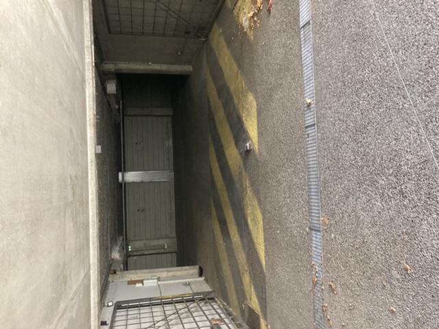 INTRA - Garage / parking petit véhicule