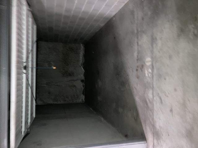 Parking / Garage