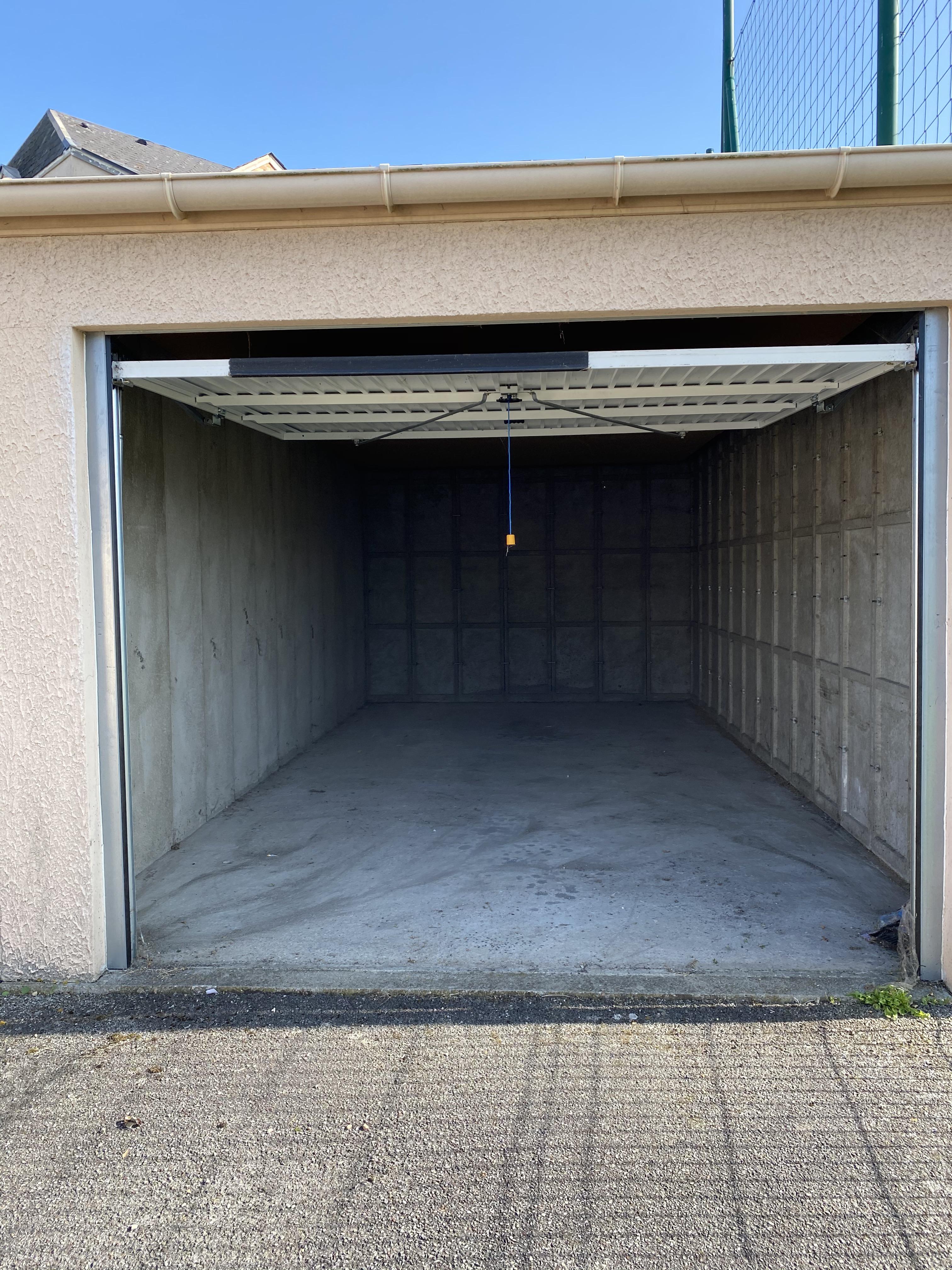 Location box fermé à clé rez-de-chaussée
