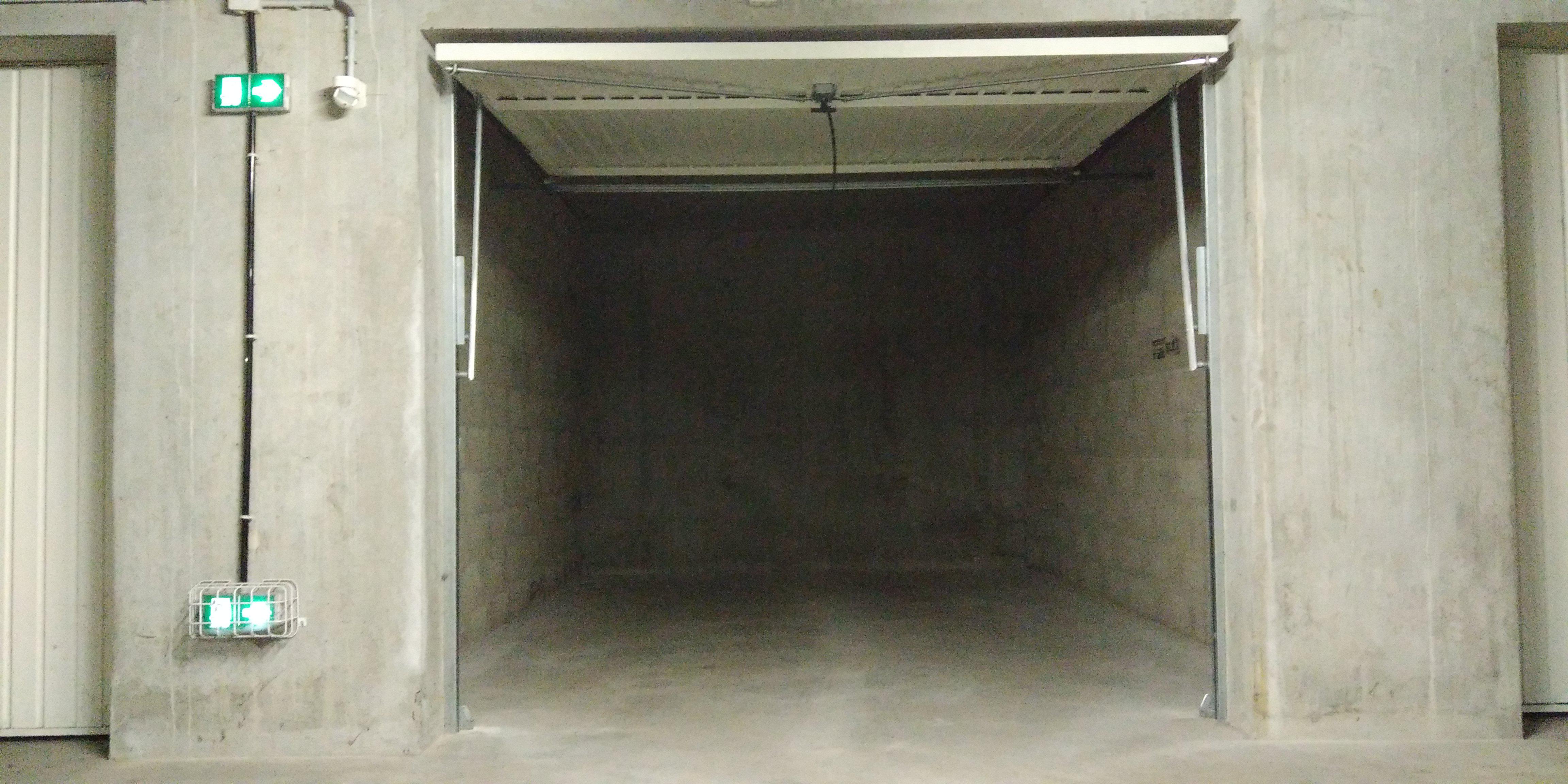 Parking / Proche Amédée Mercier / Bourg