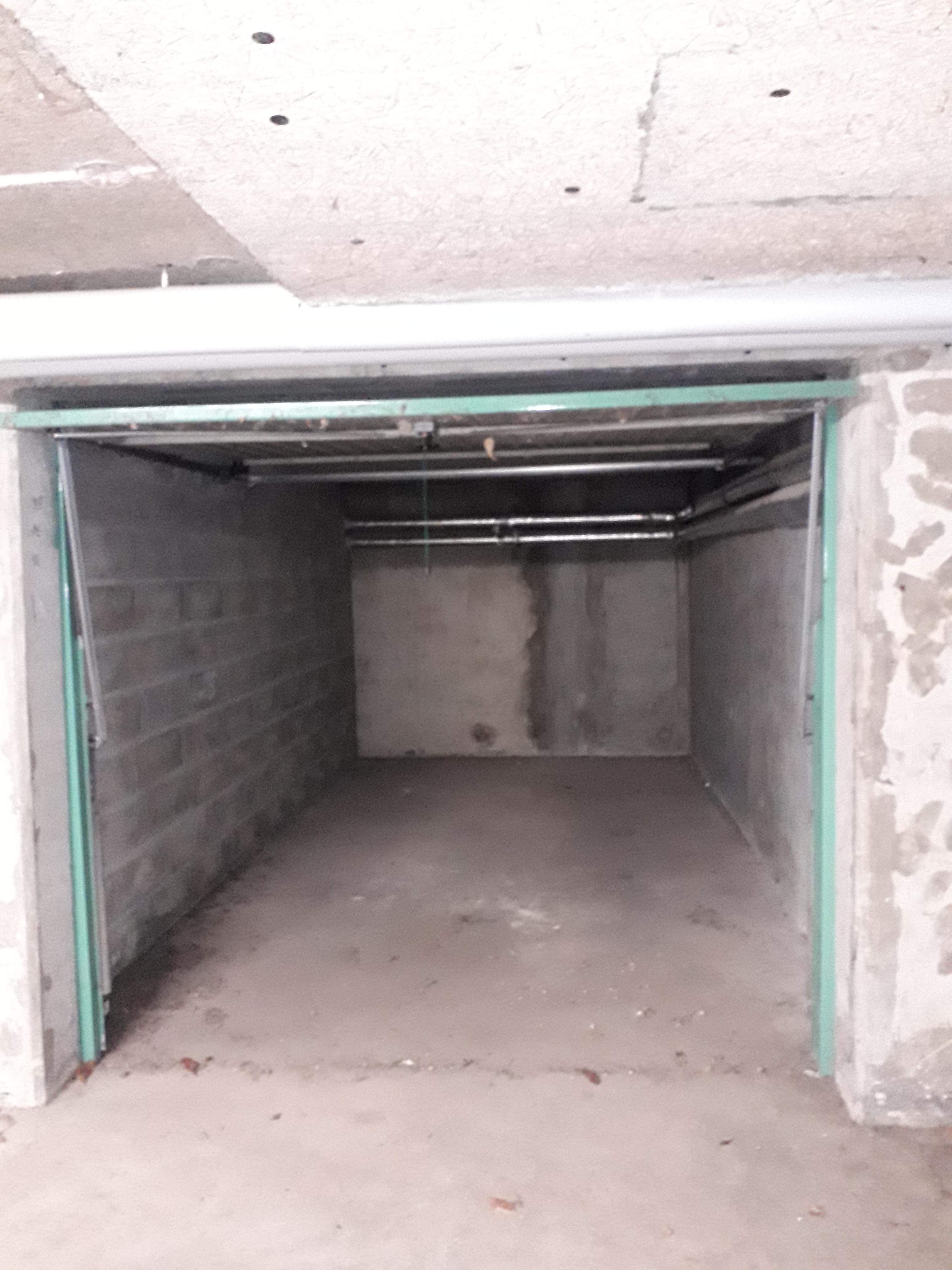 Garage sécurisé de 13m² Les Andelys