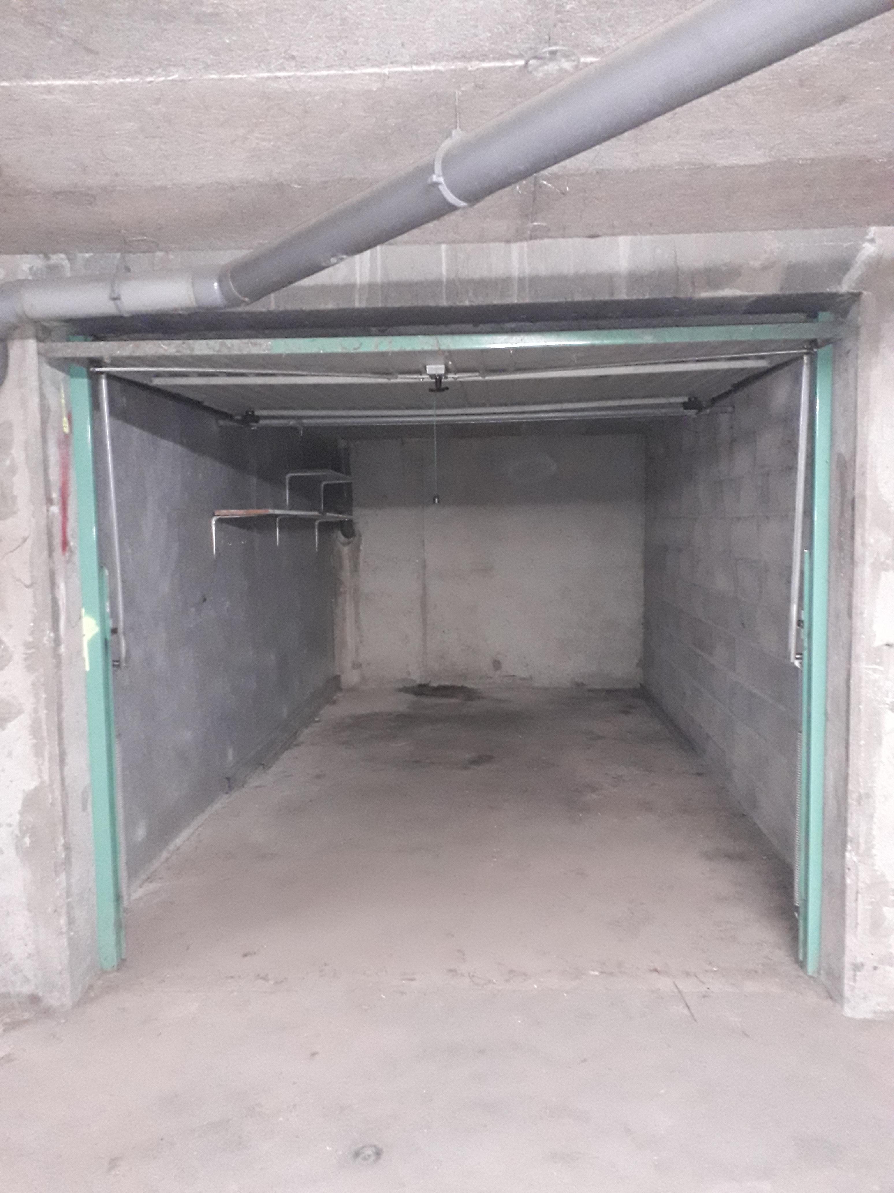Garage sécurisé en sous-sol