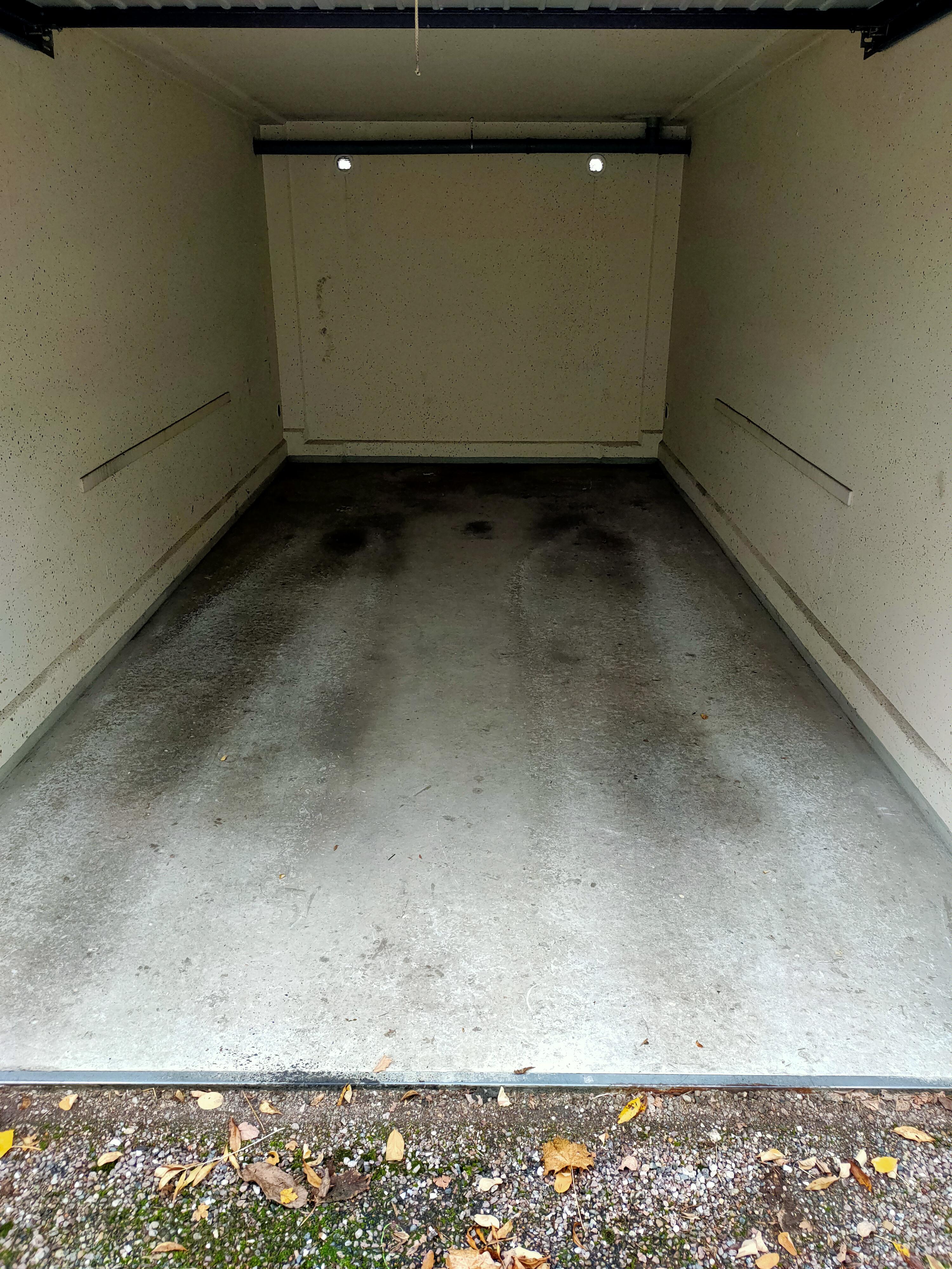 Garage/ box à louer à Vesoul