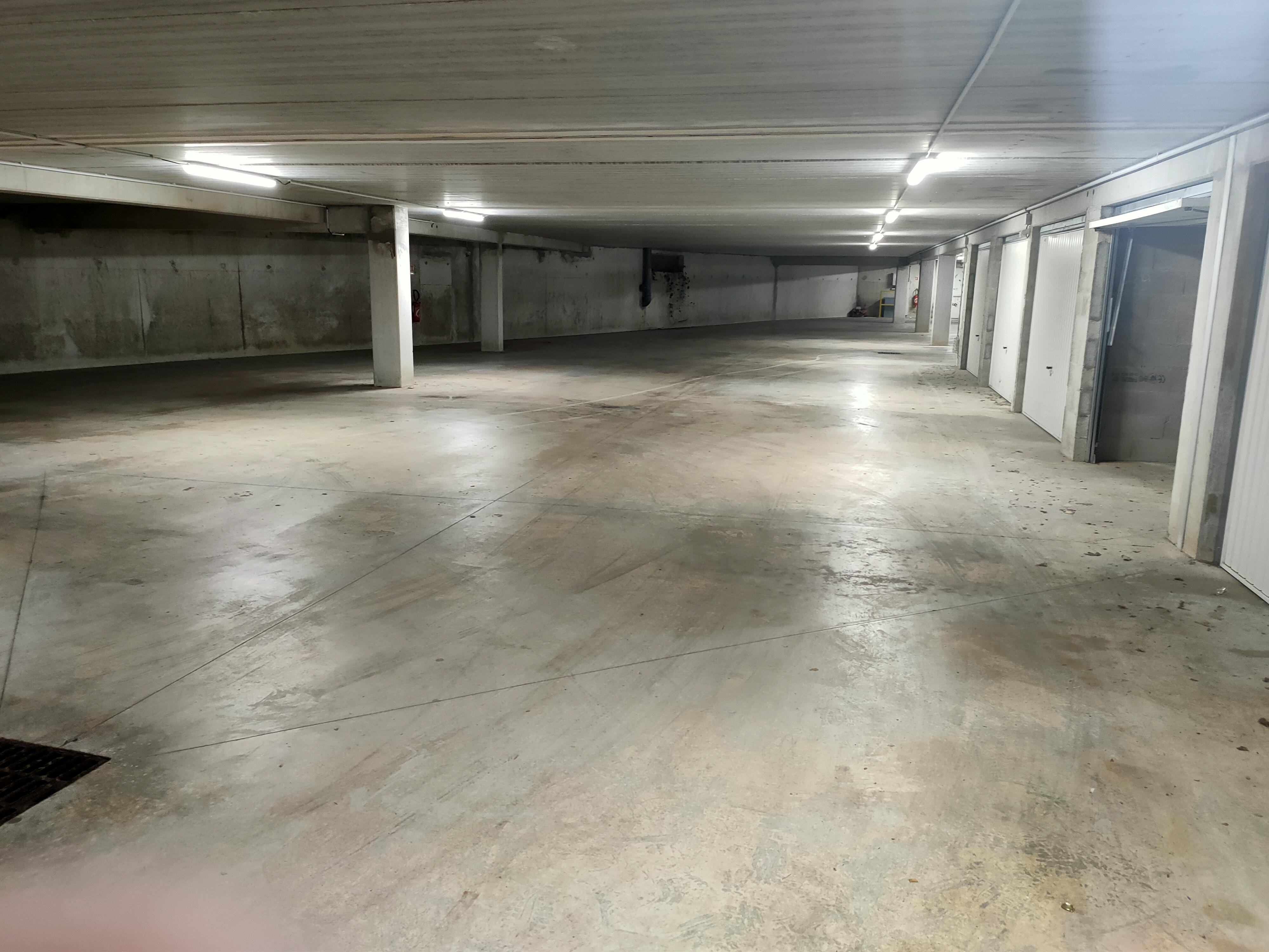 Parking à la louer