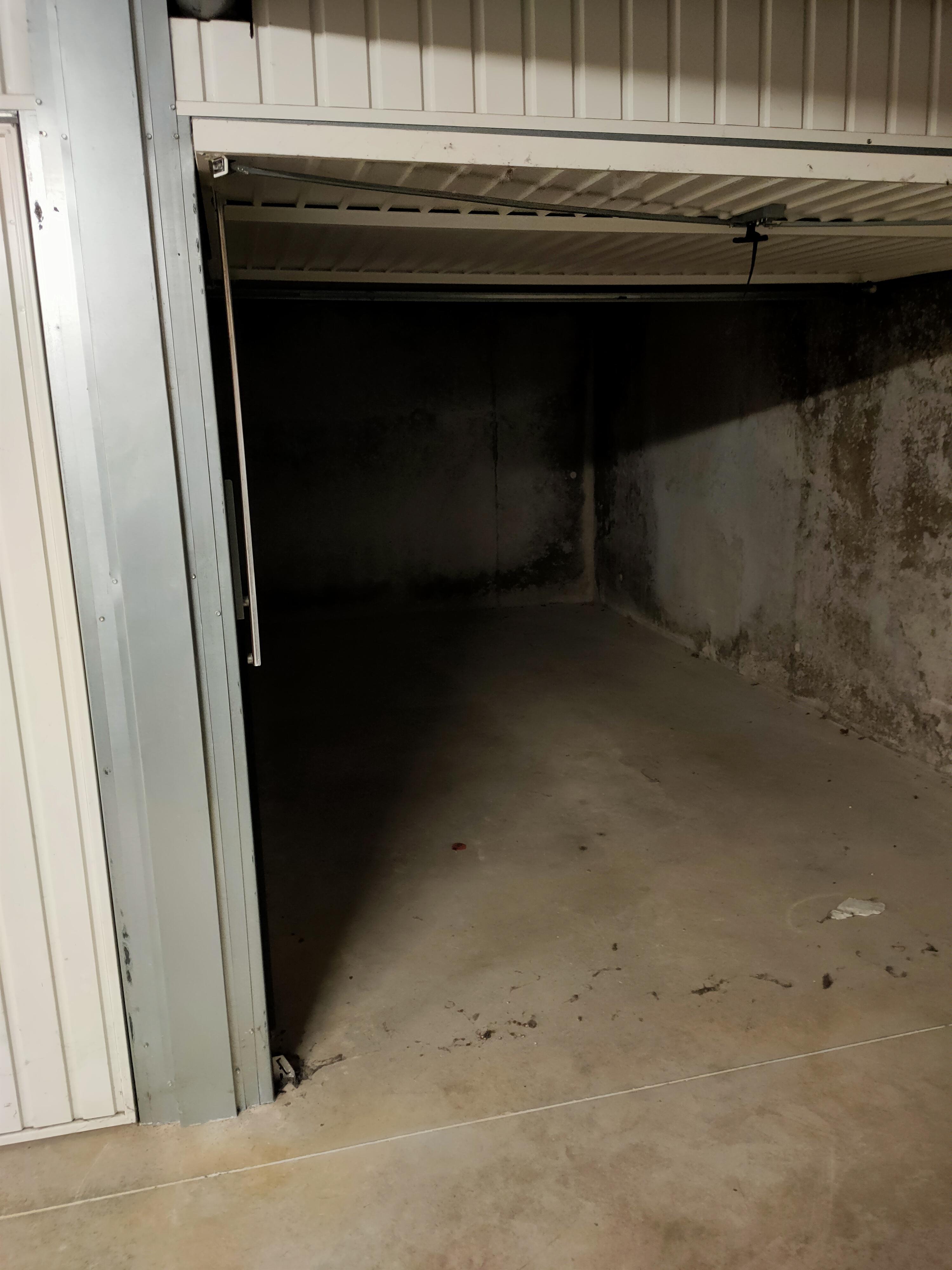Garage résidence sécurisée
