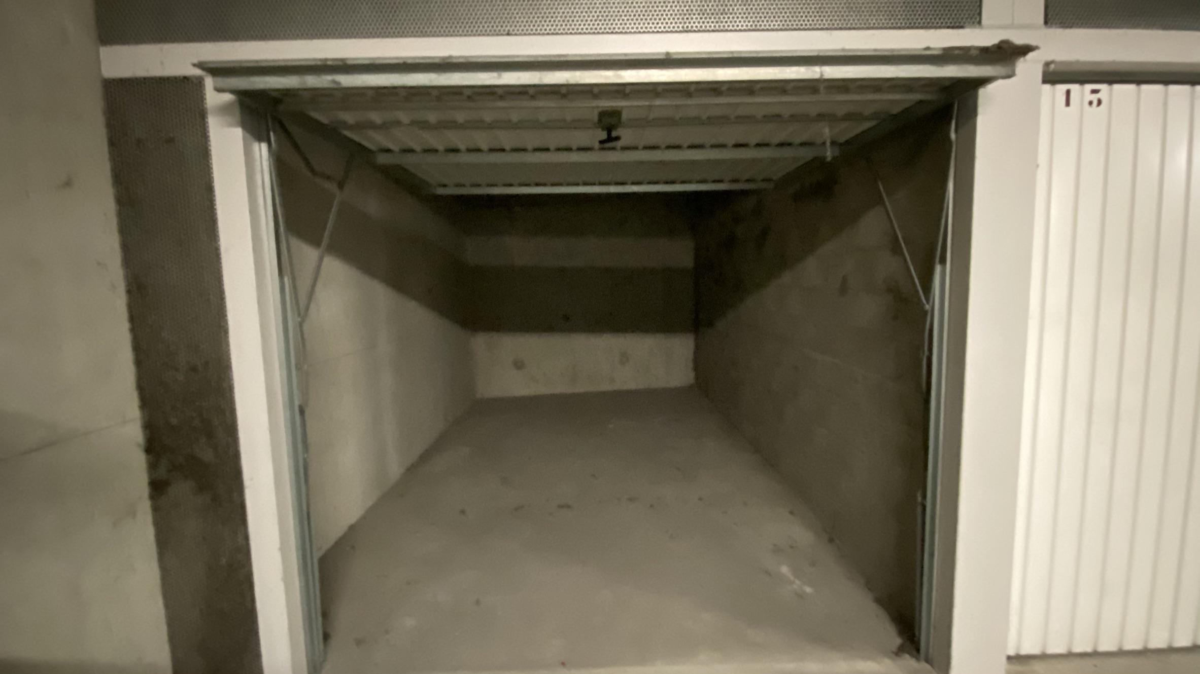 Garage en sous-sol / Echirolles / Proche CHU