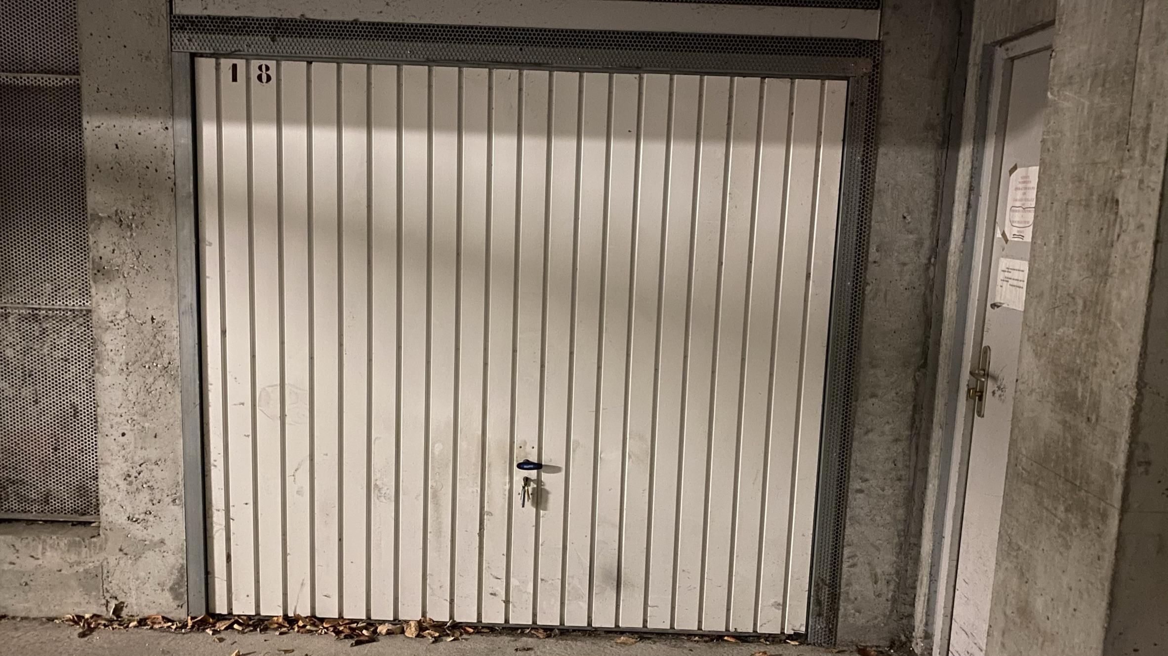 Garage privé et fermé / Echirolles / Sud