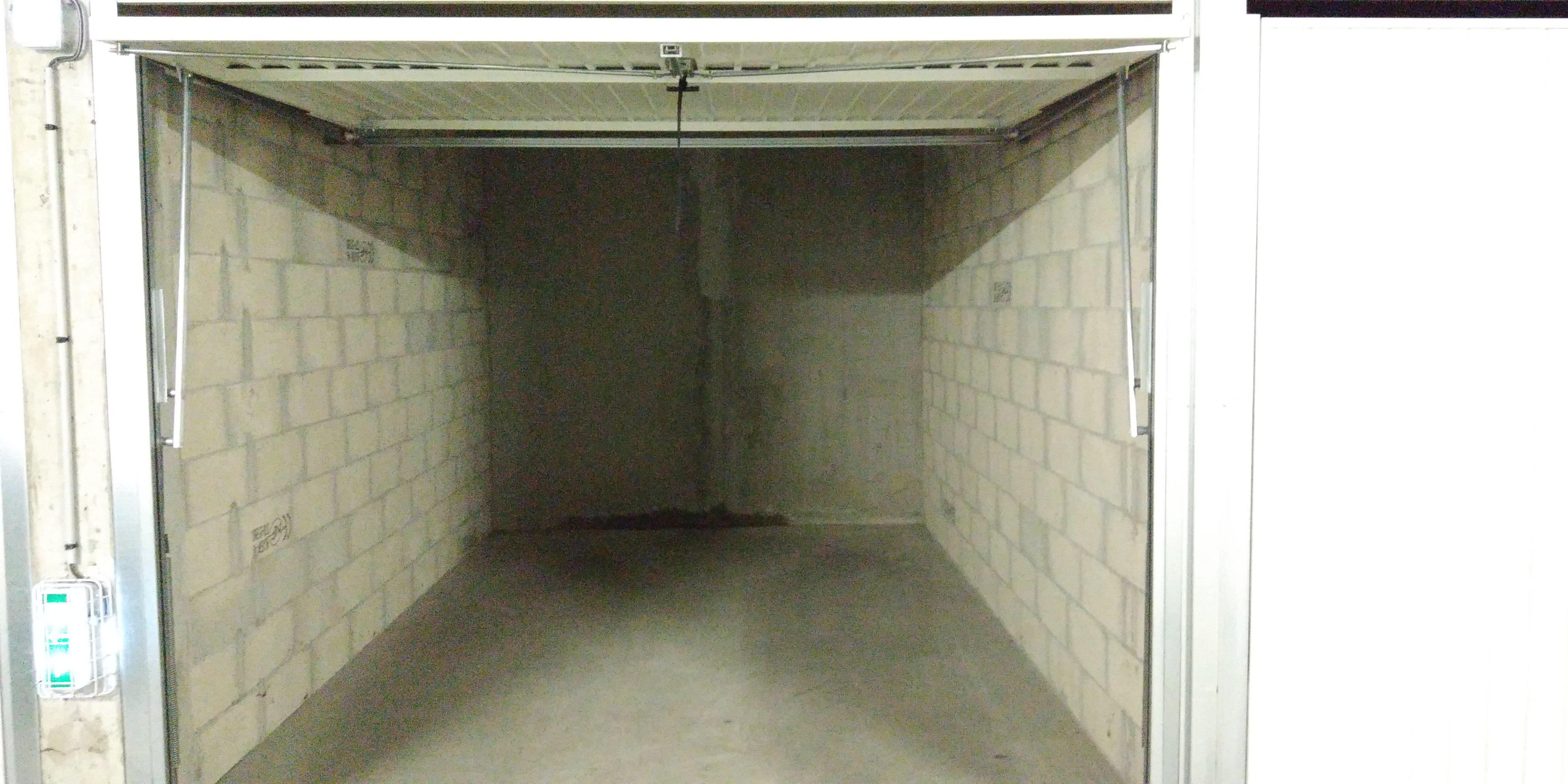 Garage privé / Proche du Stade