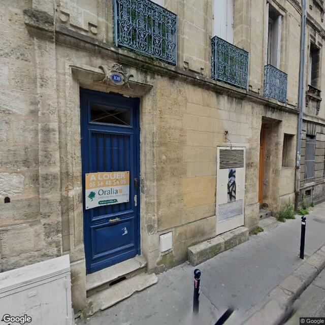Box dans cave ancienne pour stockage