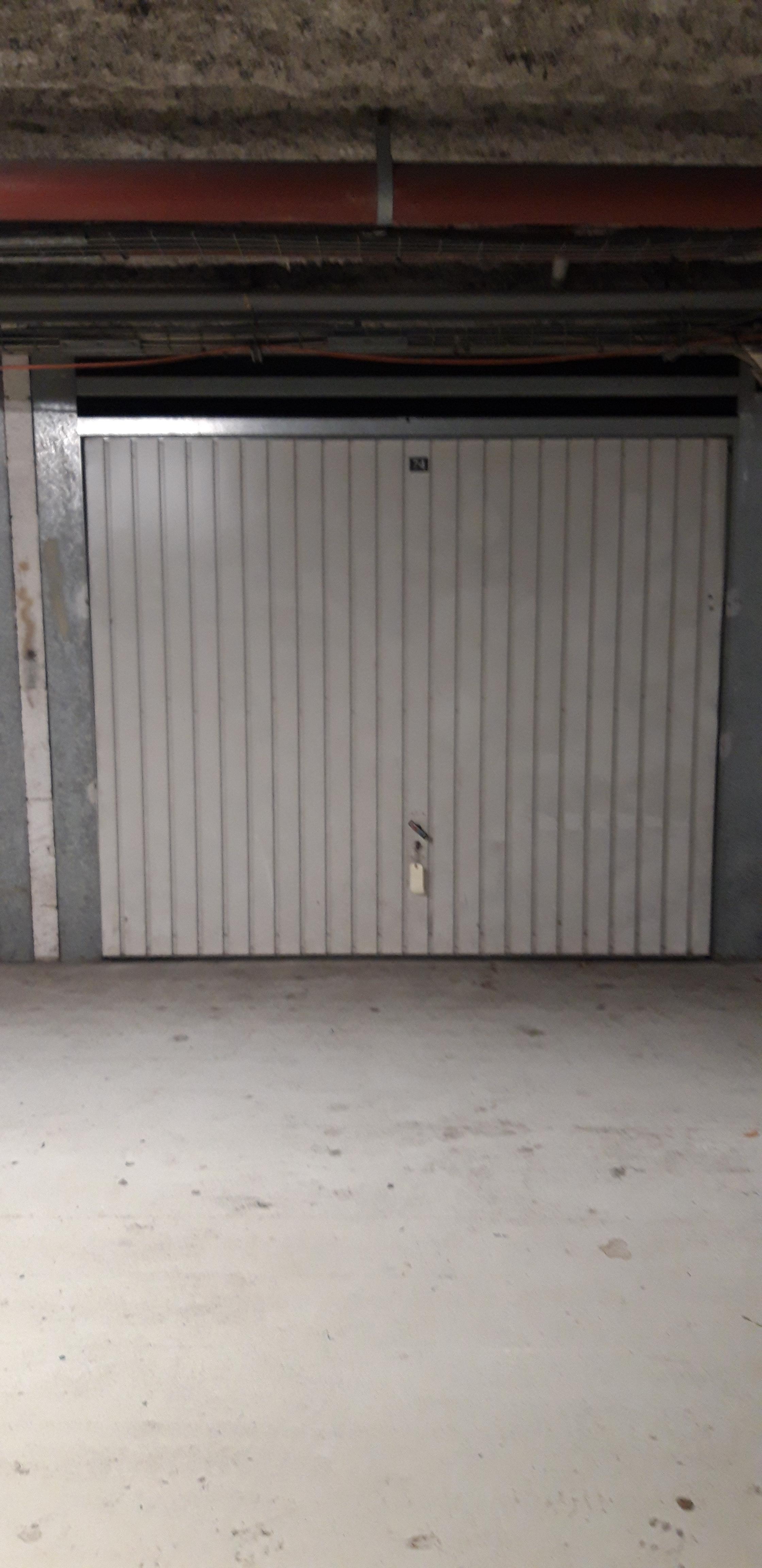 Location garage en sous-sol : parking