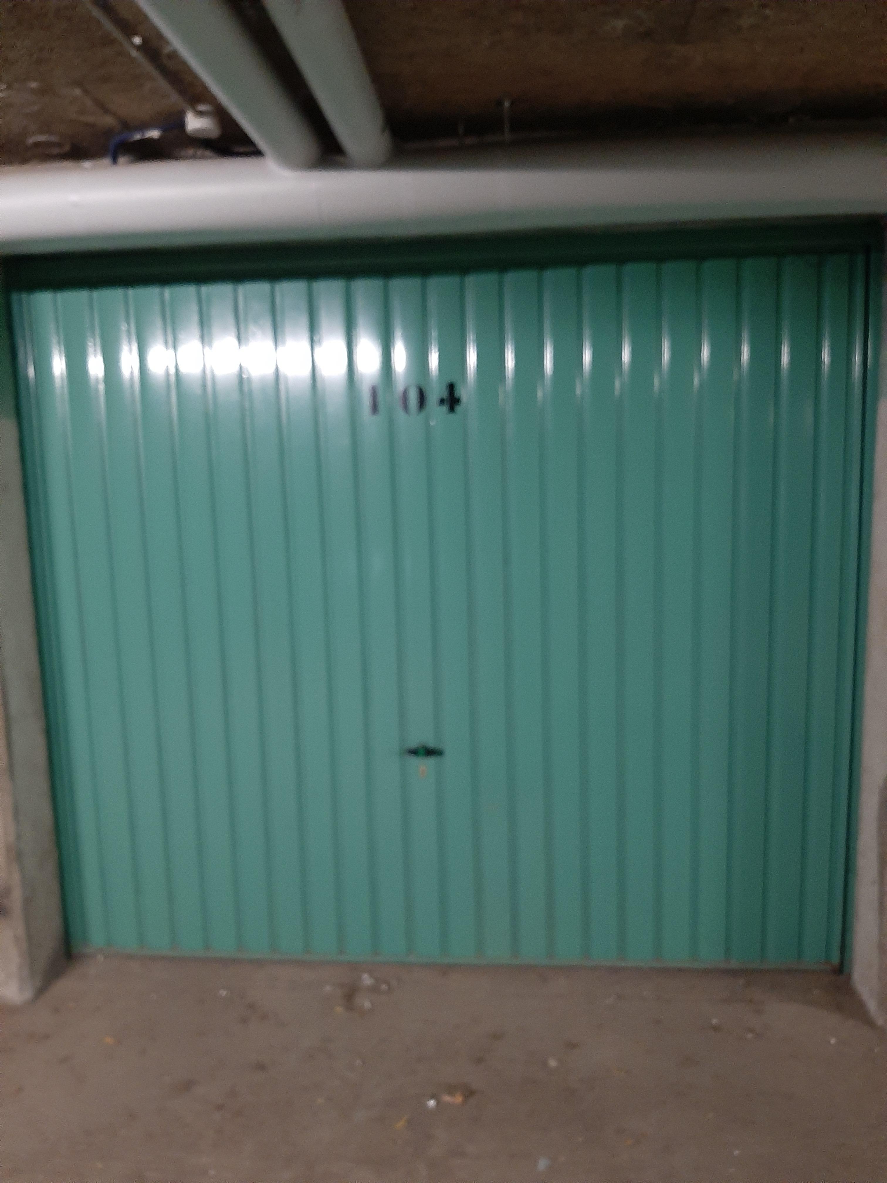 Garage sécurisé en Rez-de-chaussée couvert sur Les Andelys