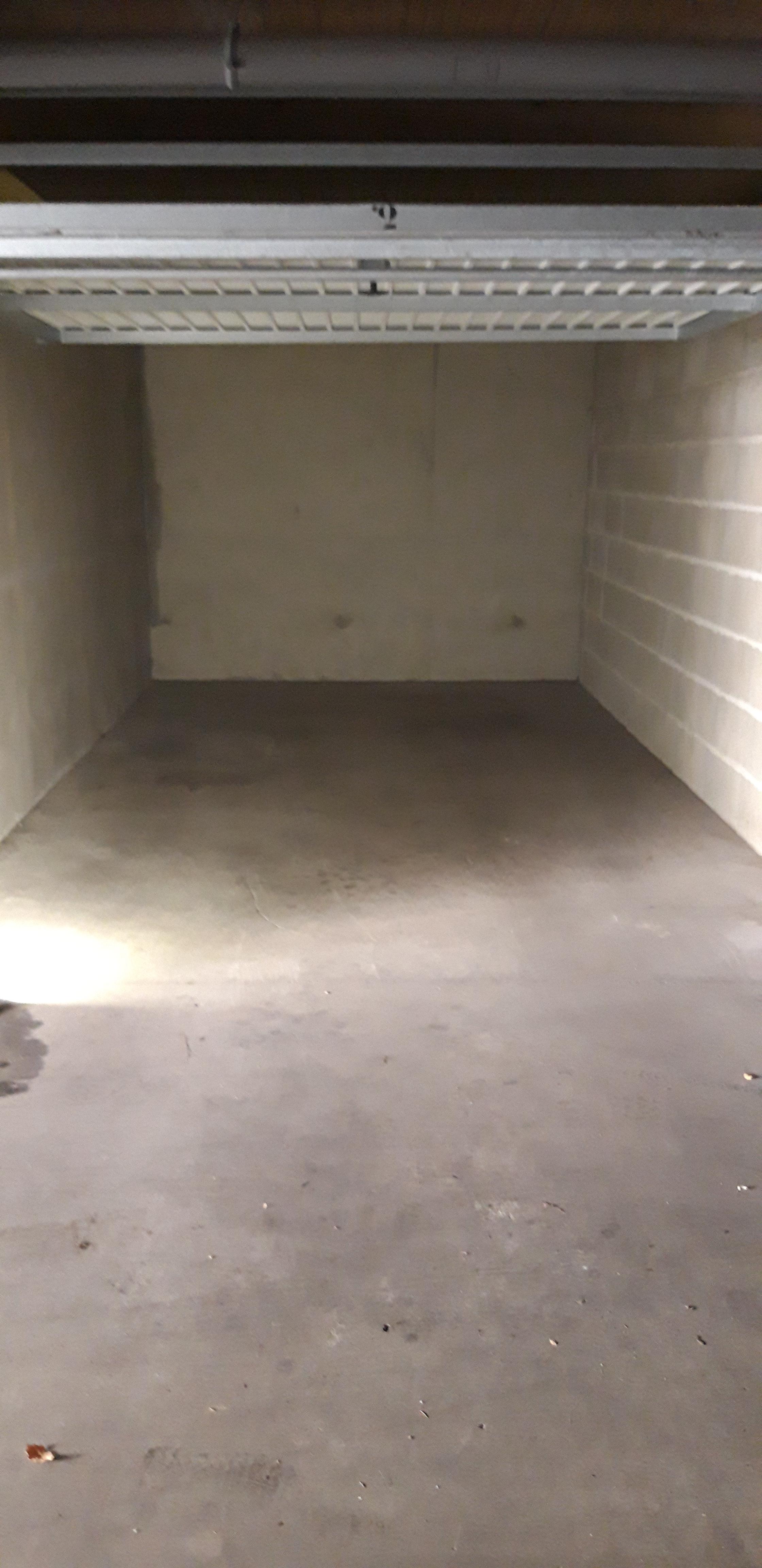 Location garage fermé : parking