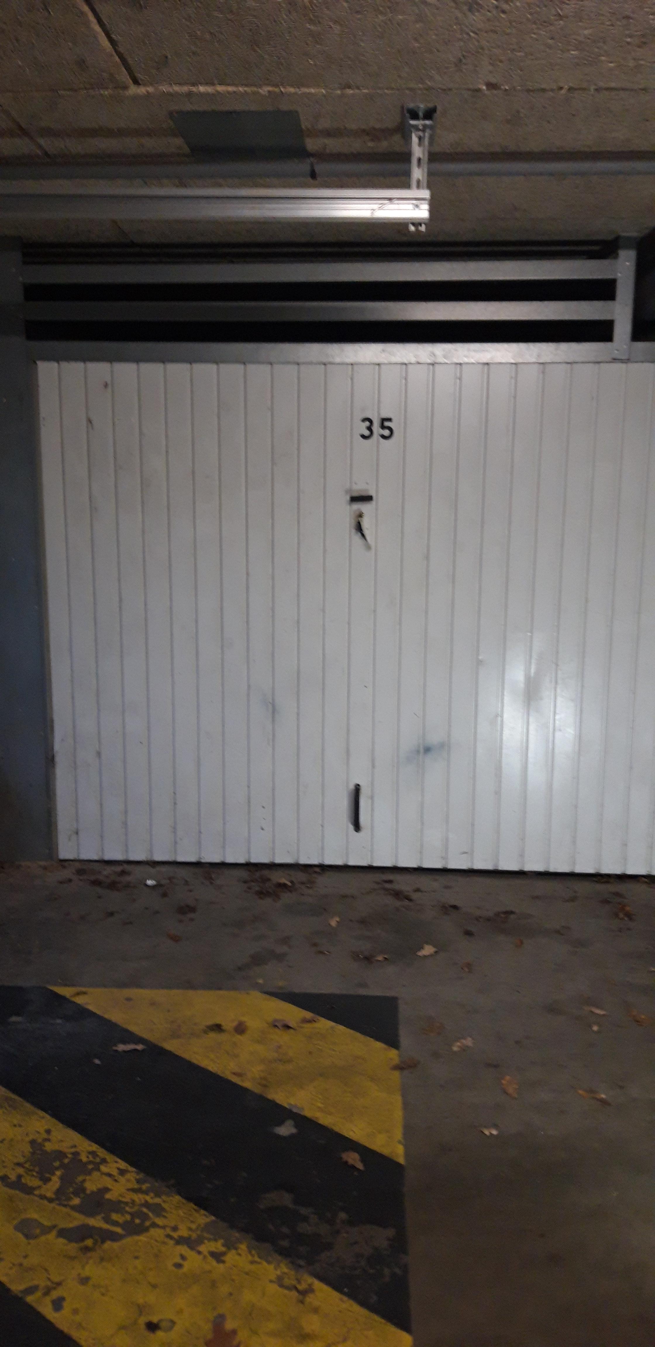 Garage 19m2 à louer proche de Rennes