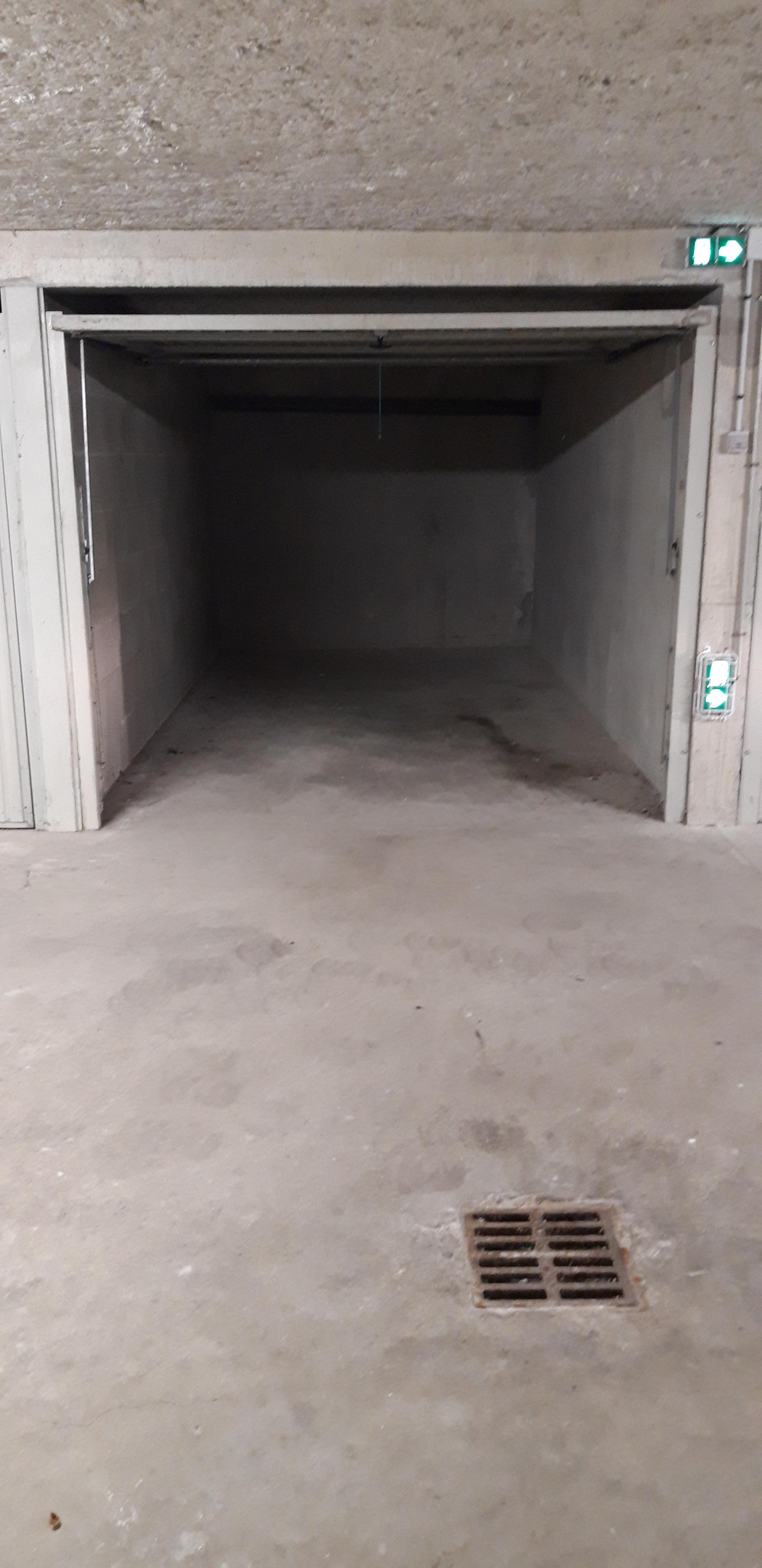 Garage en sous-sol / Chantepie
