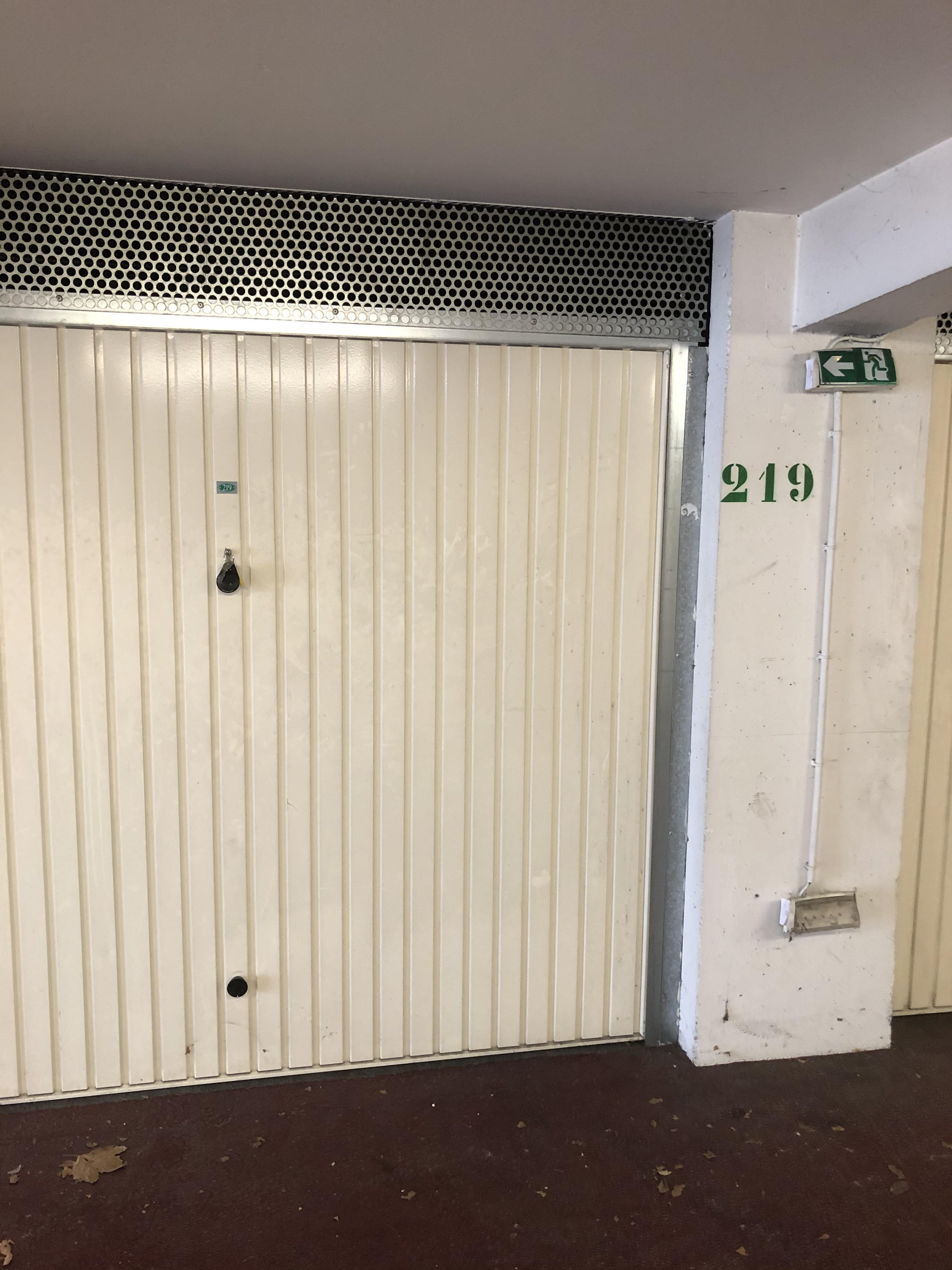 Garage à louer en sous-sol Pessac