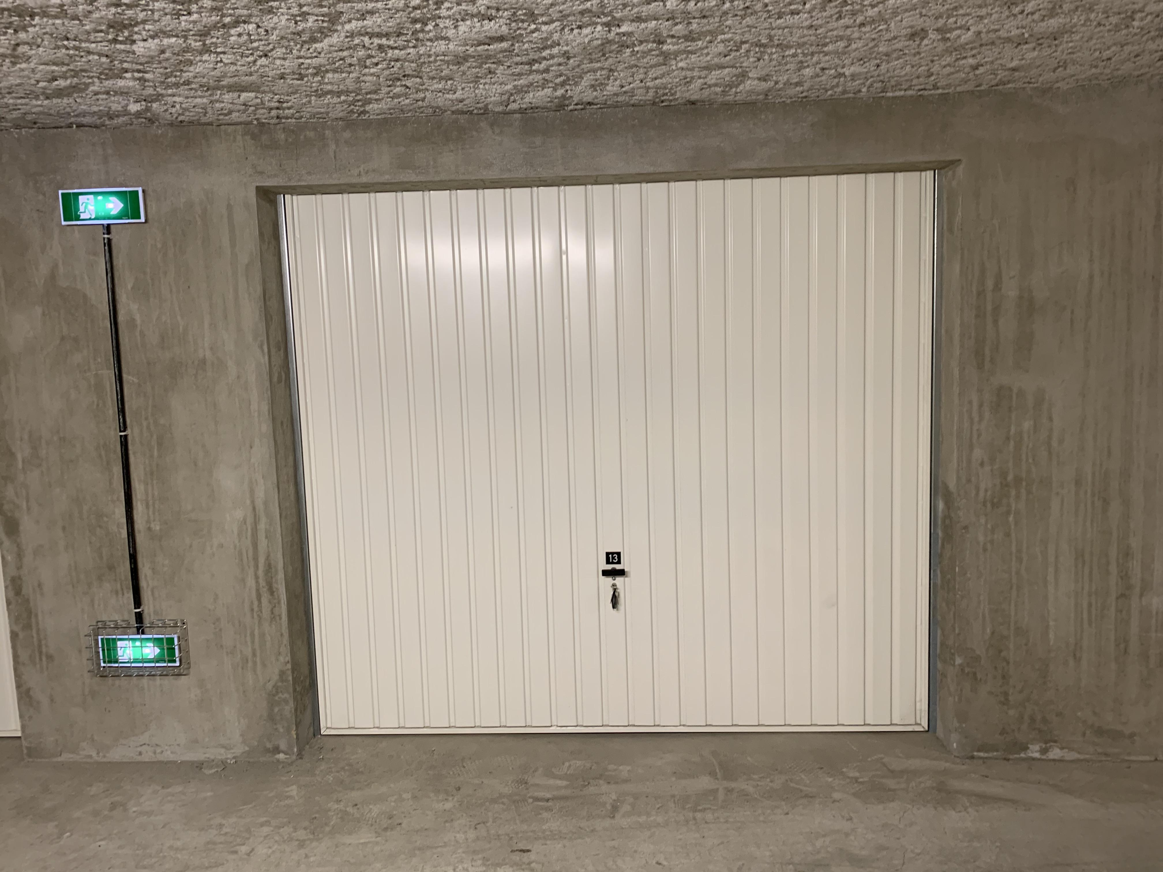 Garage à louer de 16m² / Leysse