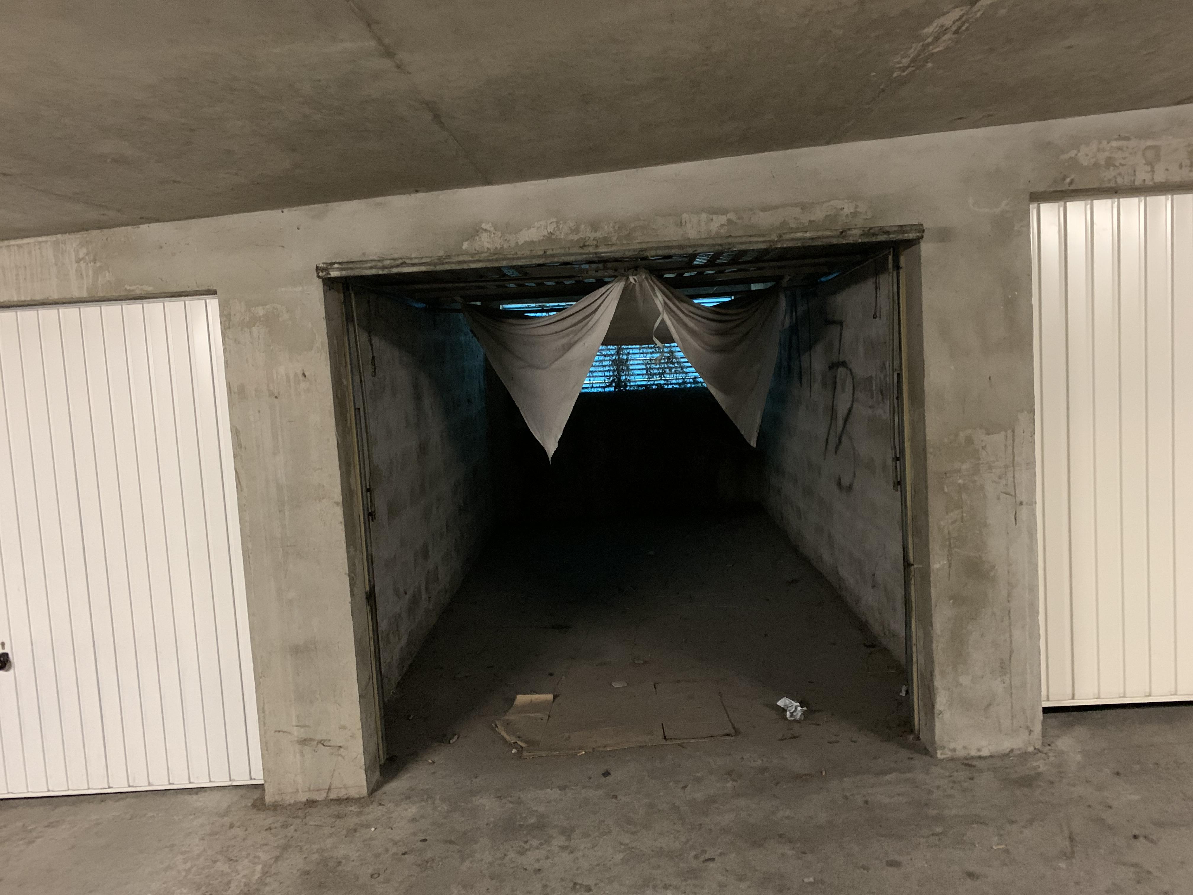 Garage fermé
