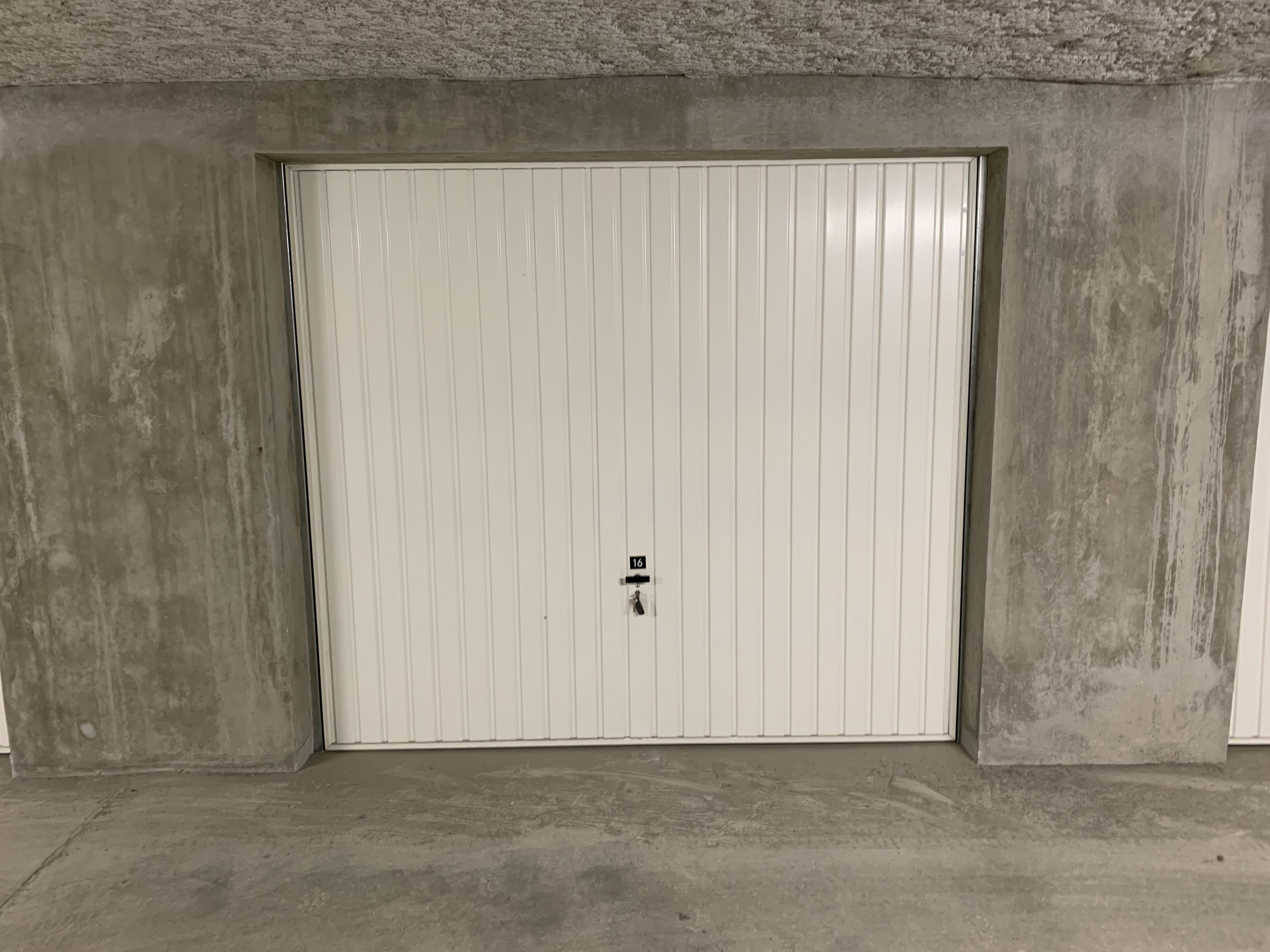Location Garage de 16m² à Saint-Alban-Leysse