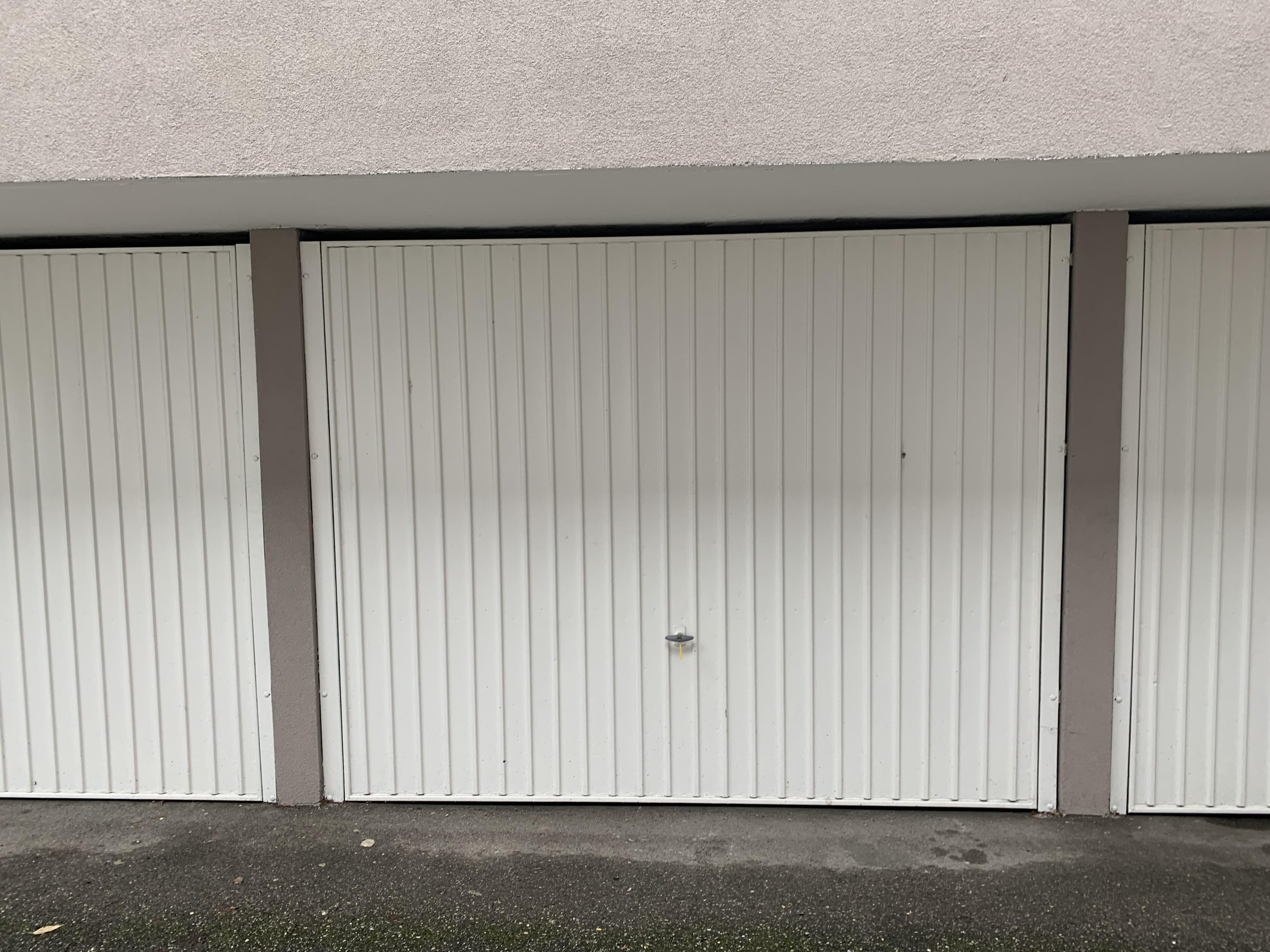 Garage fermé