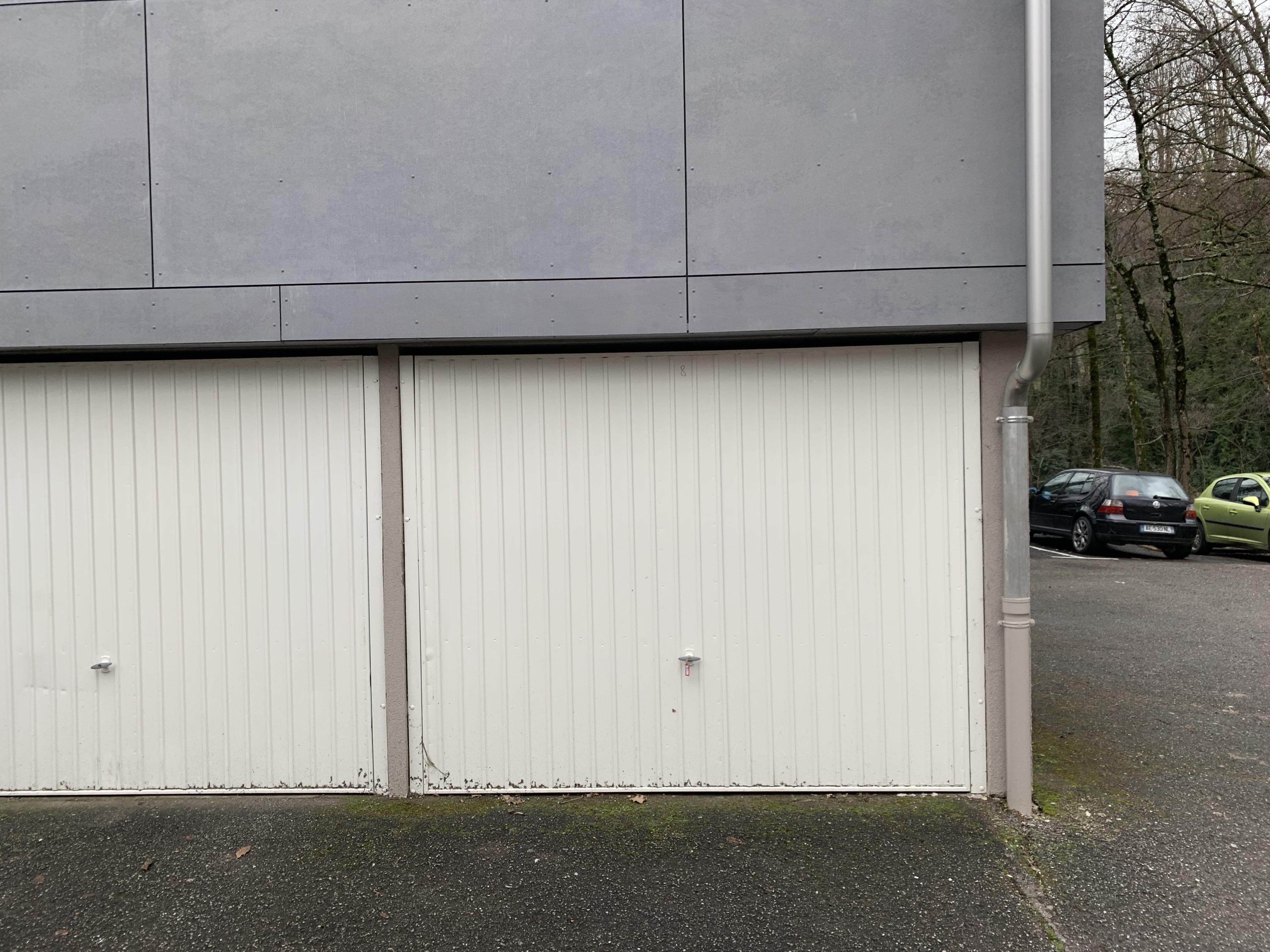 Garage fermé