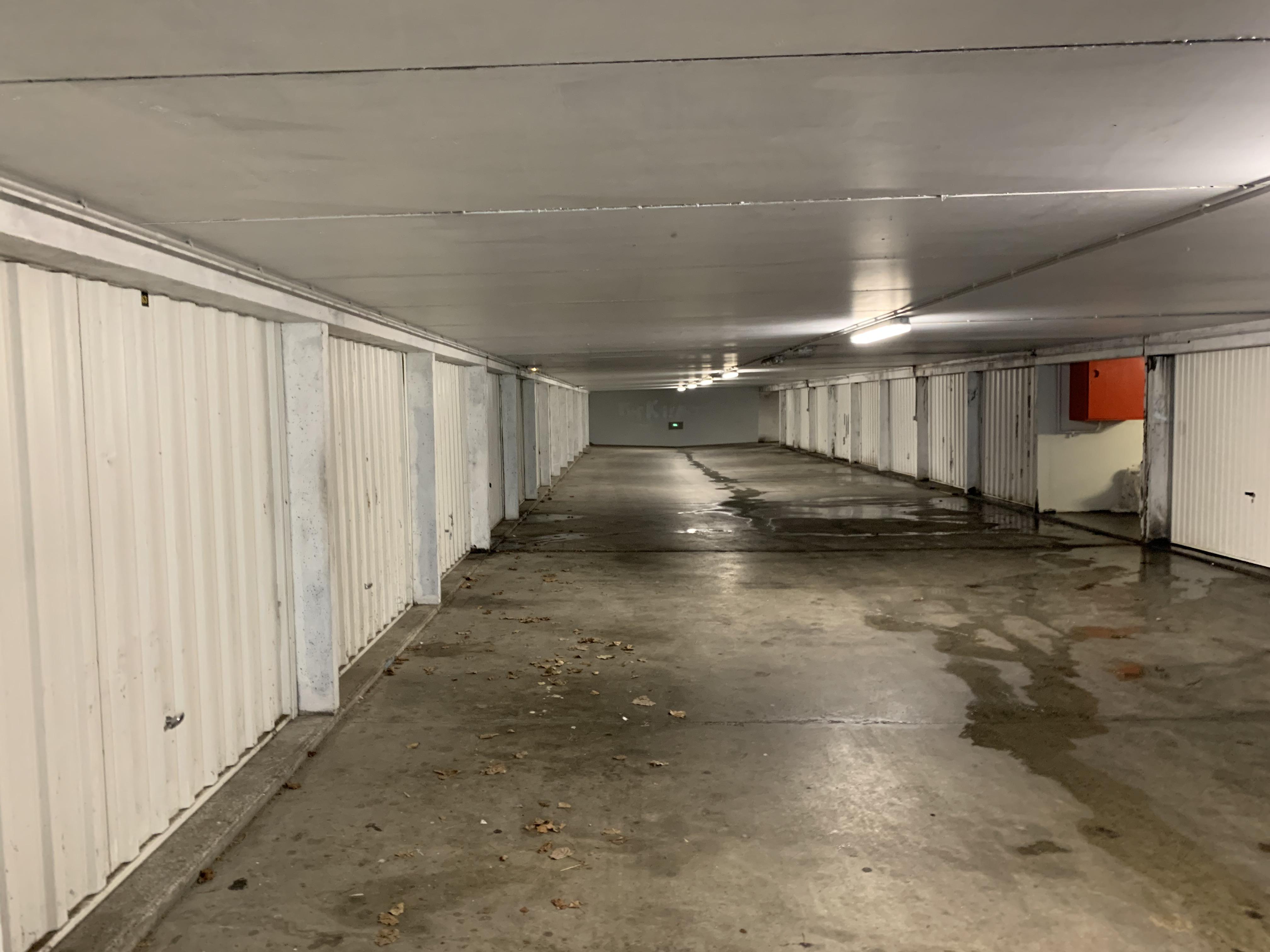 Garage /Parking uniquement de 14m² à La Motte-Servolex