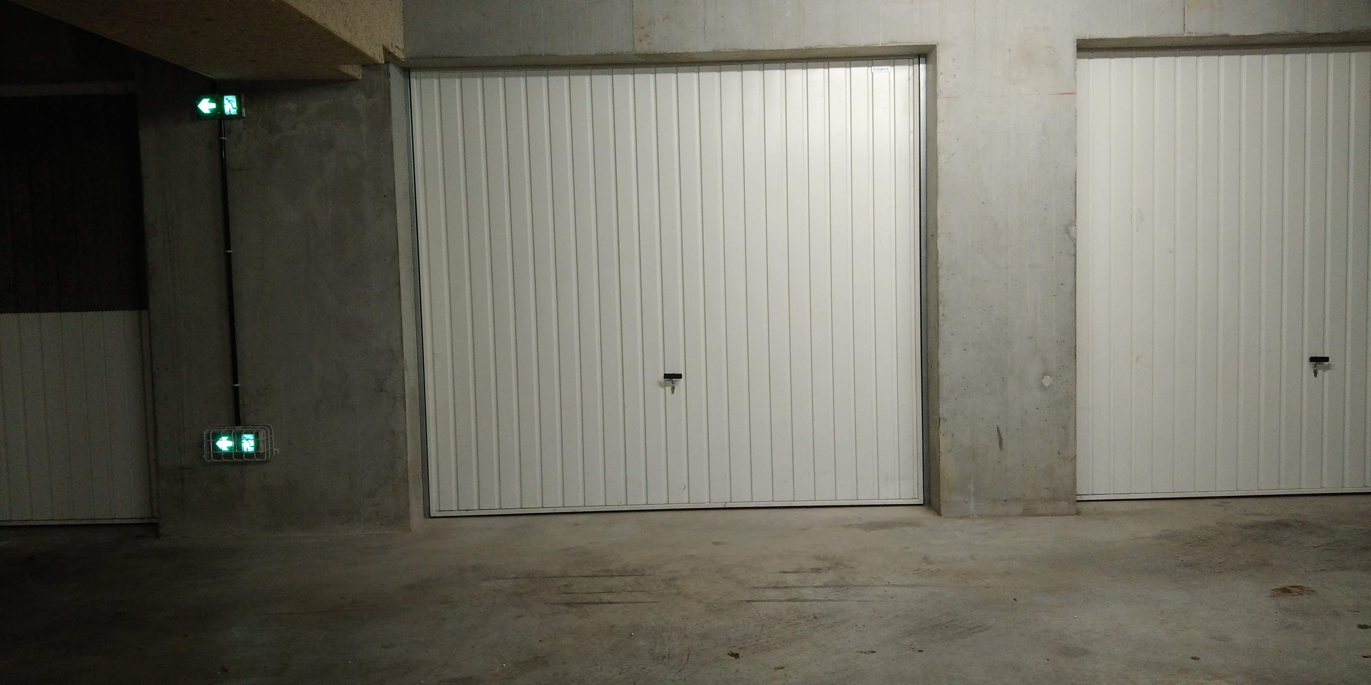 Garage privé / Bourg-en-Bresse