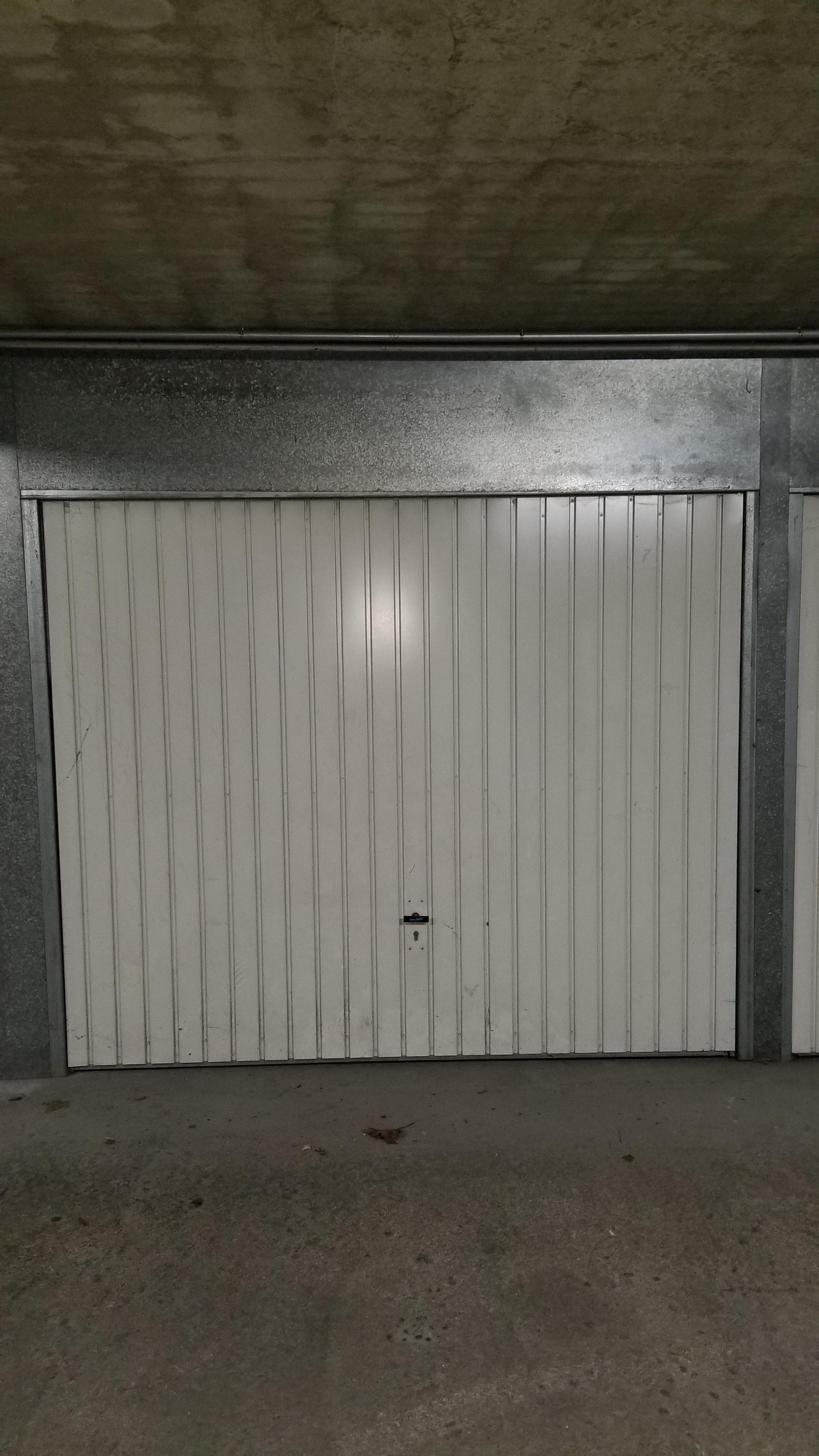 Garage en sous sol sécurisé à Evreux