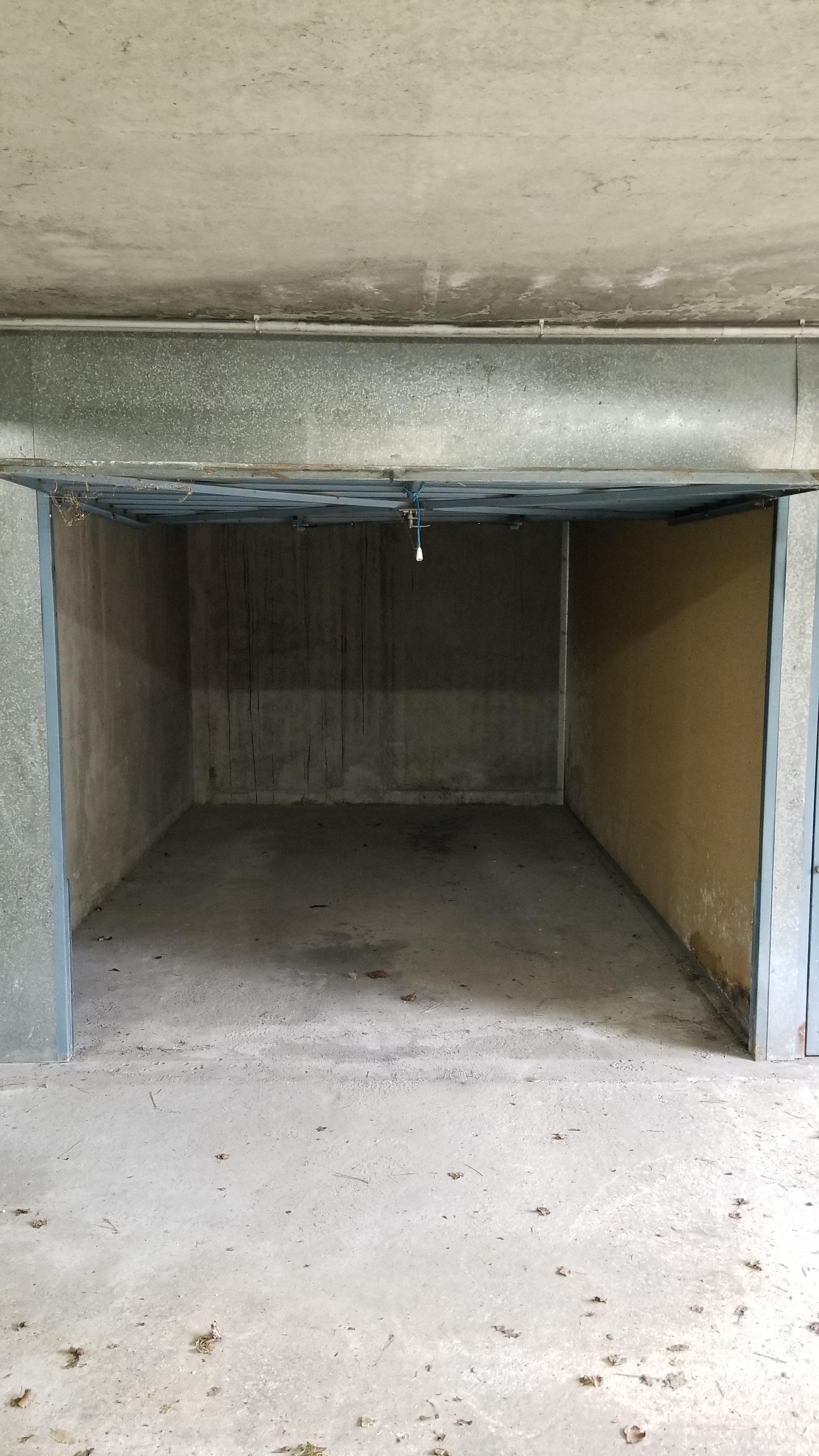 Garage en sous sol sécurisé à Evreux