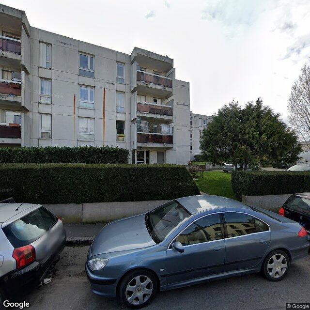 Garage - 15m2 en soul sol à Pierrefitte-sur-Seine
