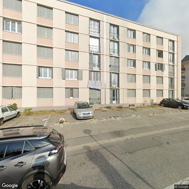 Garage fermé / Parking / Chambery
