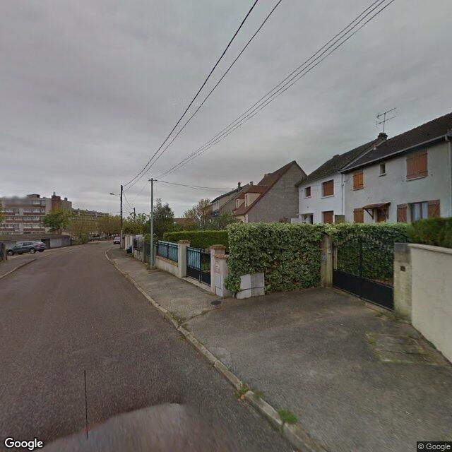 Box de stockage / Garage / Limay