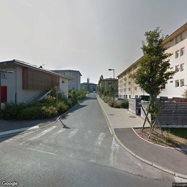 Garage fermé sécurisé
