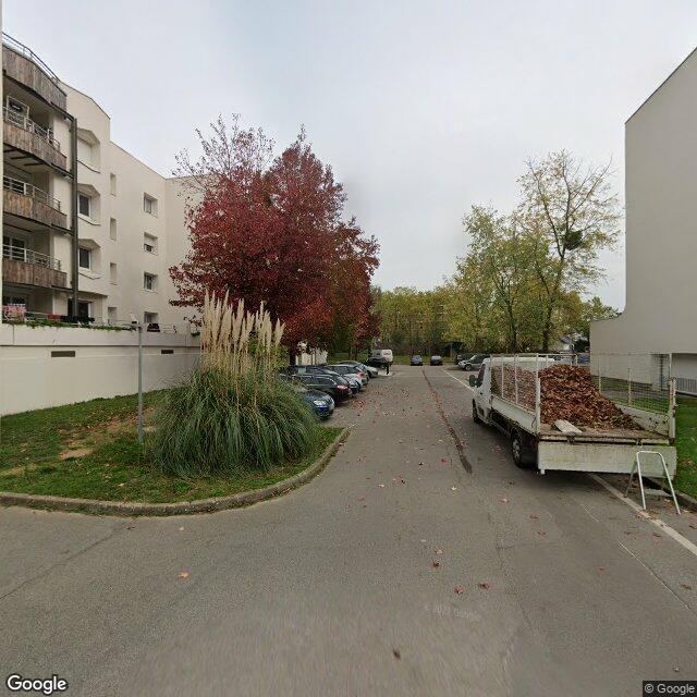 Location garage fermé 15 m2 à Nantes