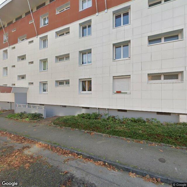 CAVE AU RDC IDEAL POUR MEUBLES/ MOTO/ DIVERS
