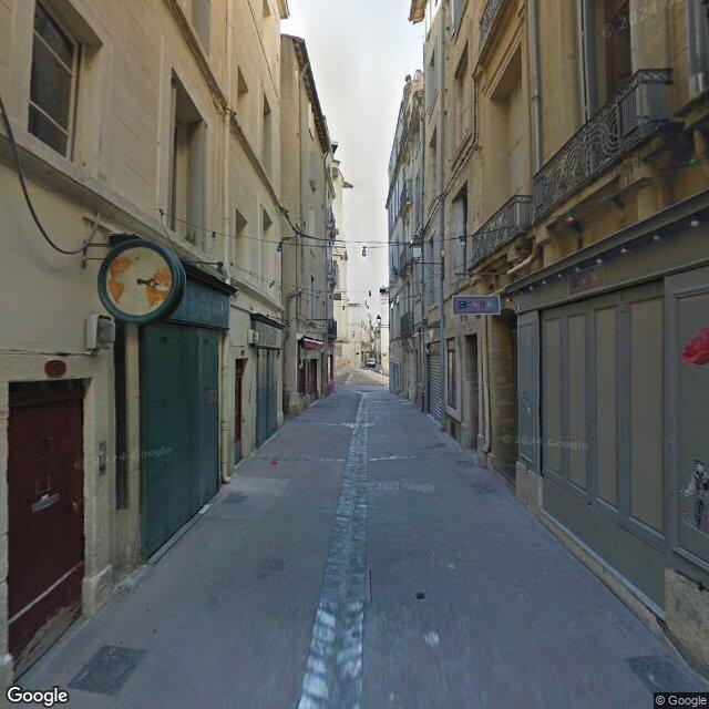 Cave de stockage dans l'écusson de Montpellier