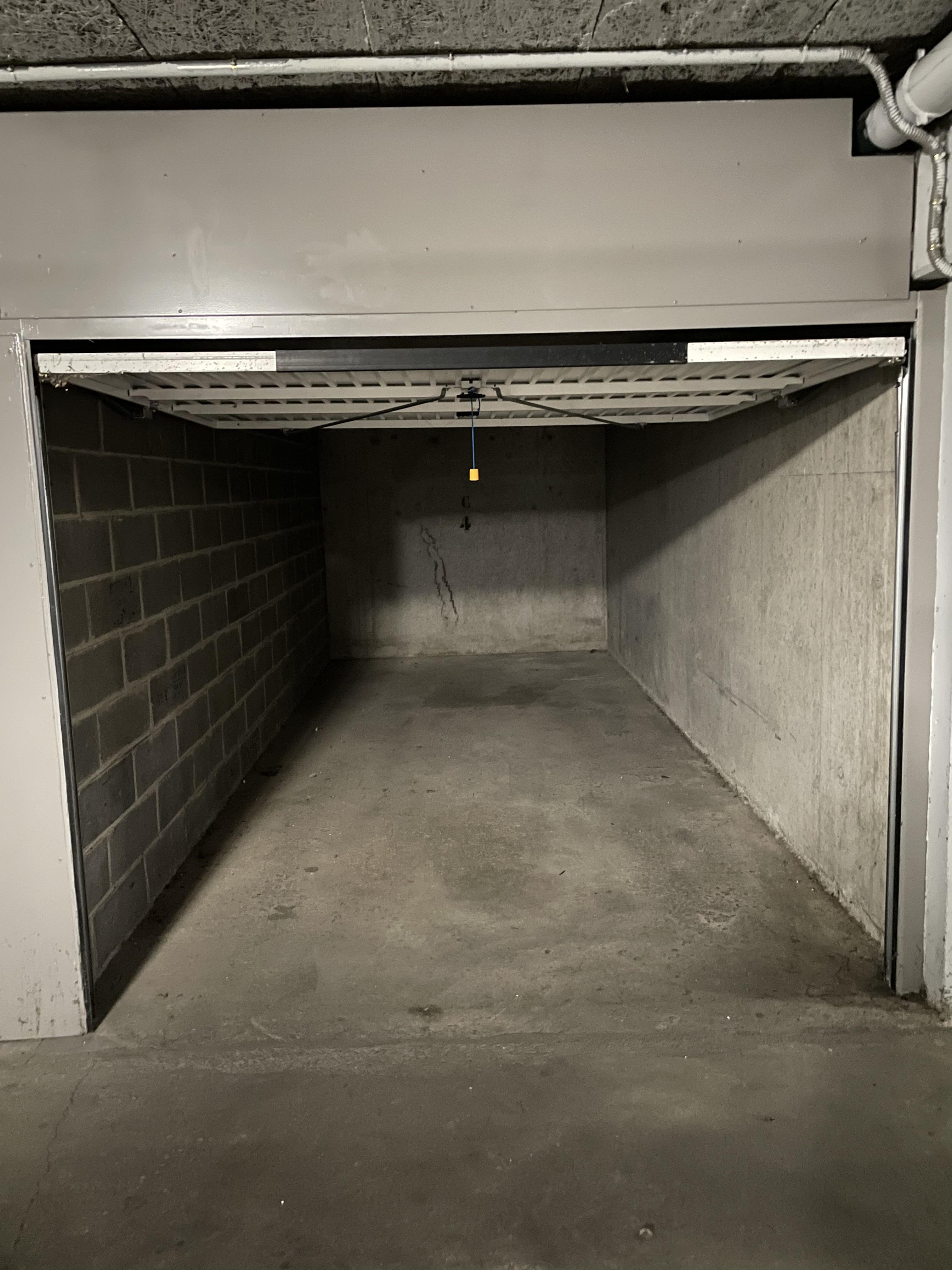 Garage sécurisé à louer sur Orléans pour du