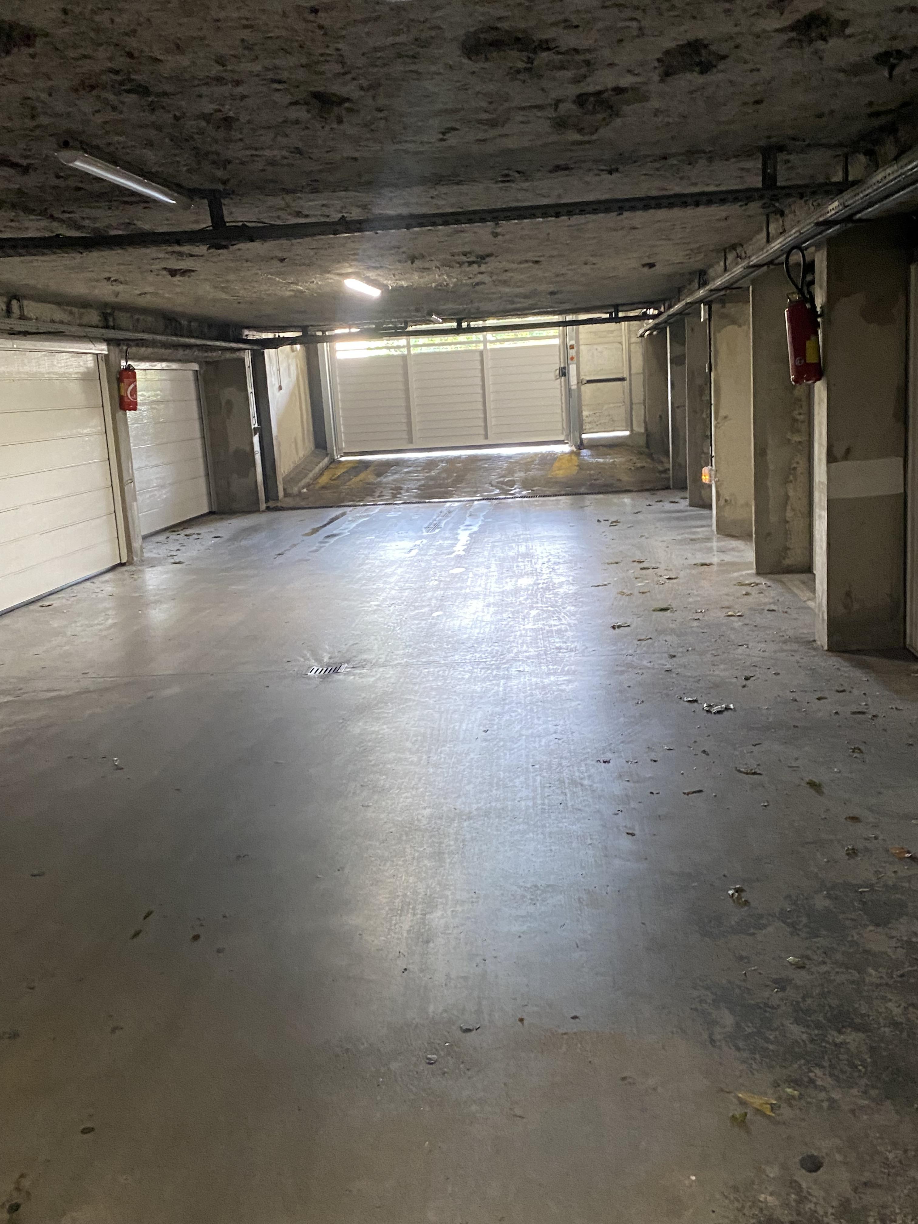 Garage/Box - 12m² à Domont