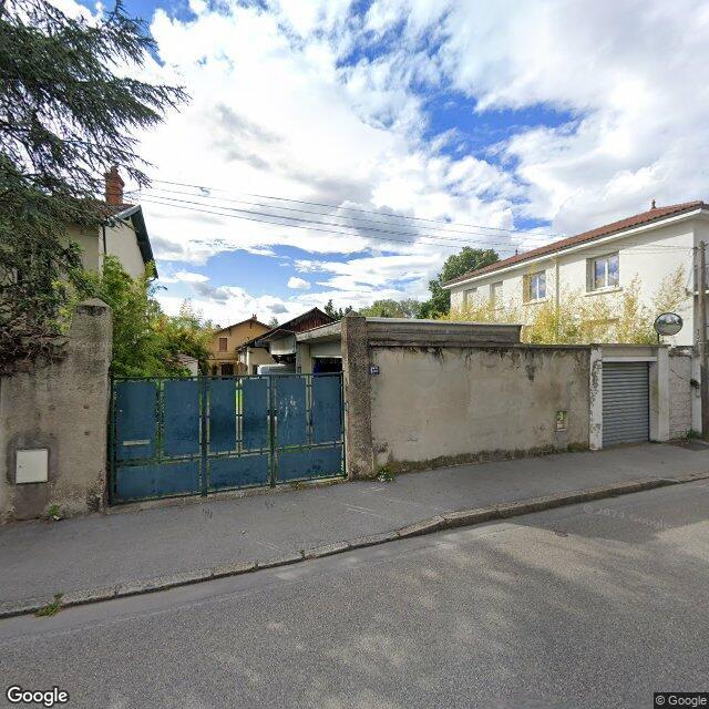 Box fermé privatif de 20m² - Lyon